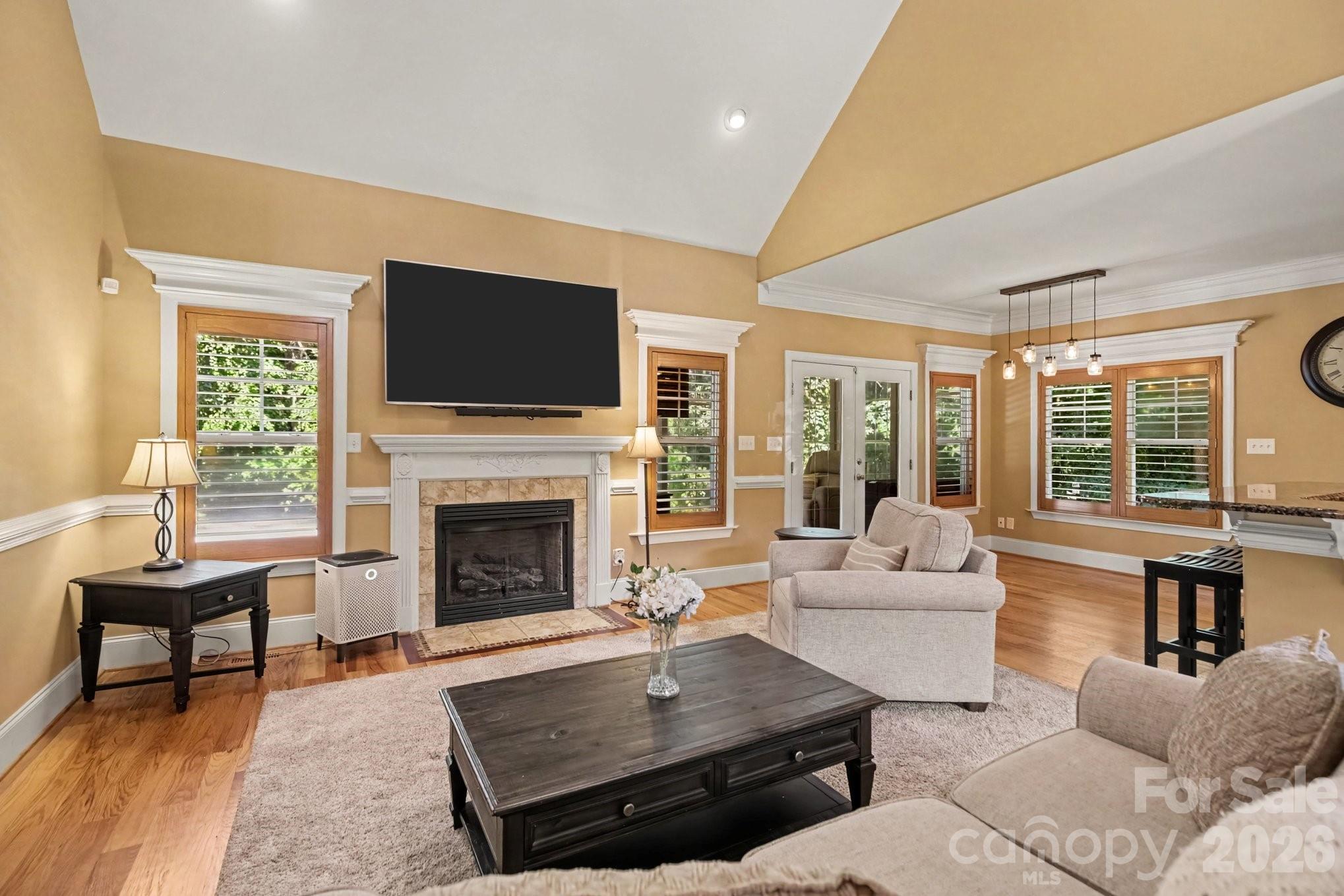 5116 Ivy Trace Court Property Photo 4