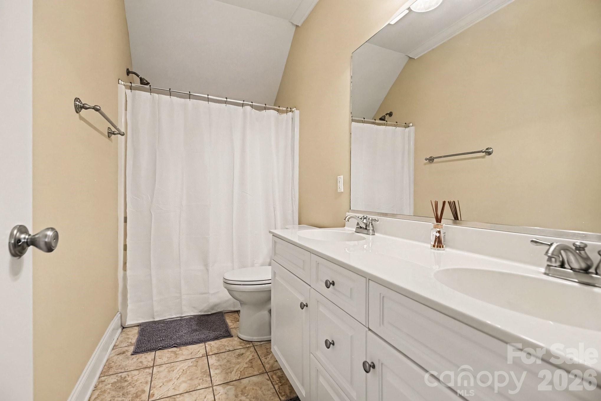 5116 Ivy Trace Court Property Photo 16