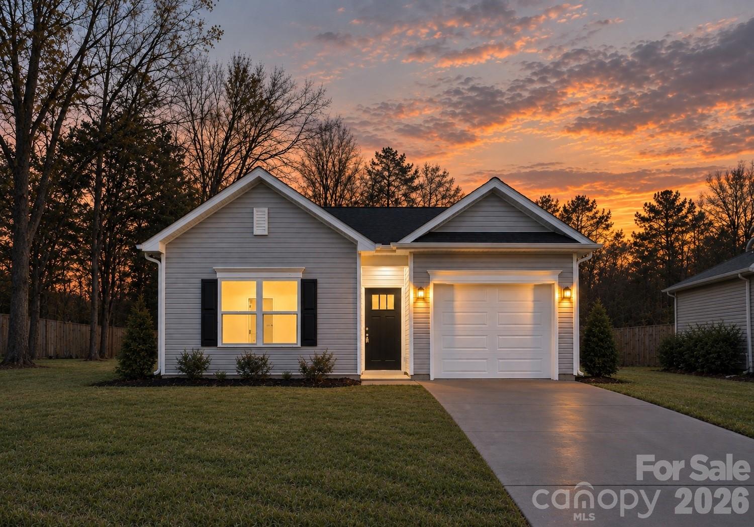 1009 E Catawba Street Property Photo 1