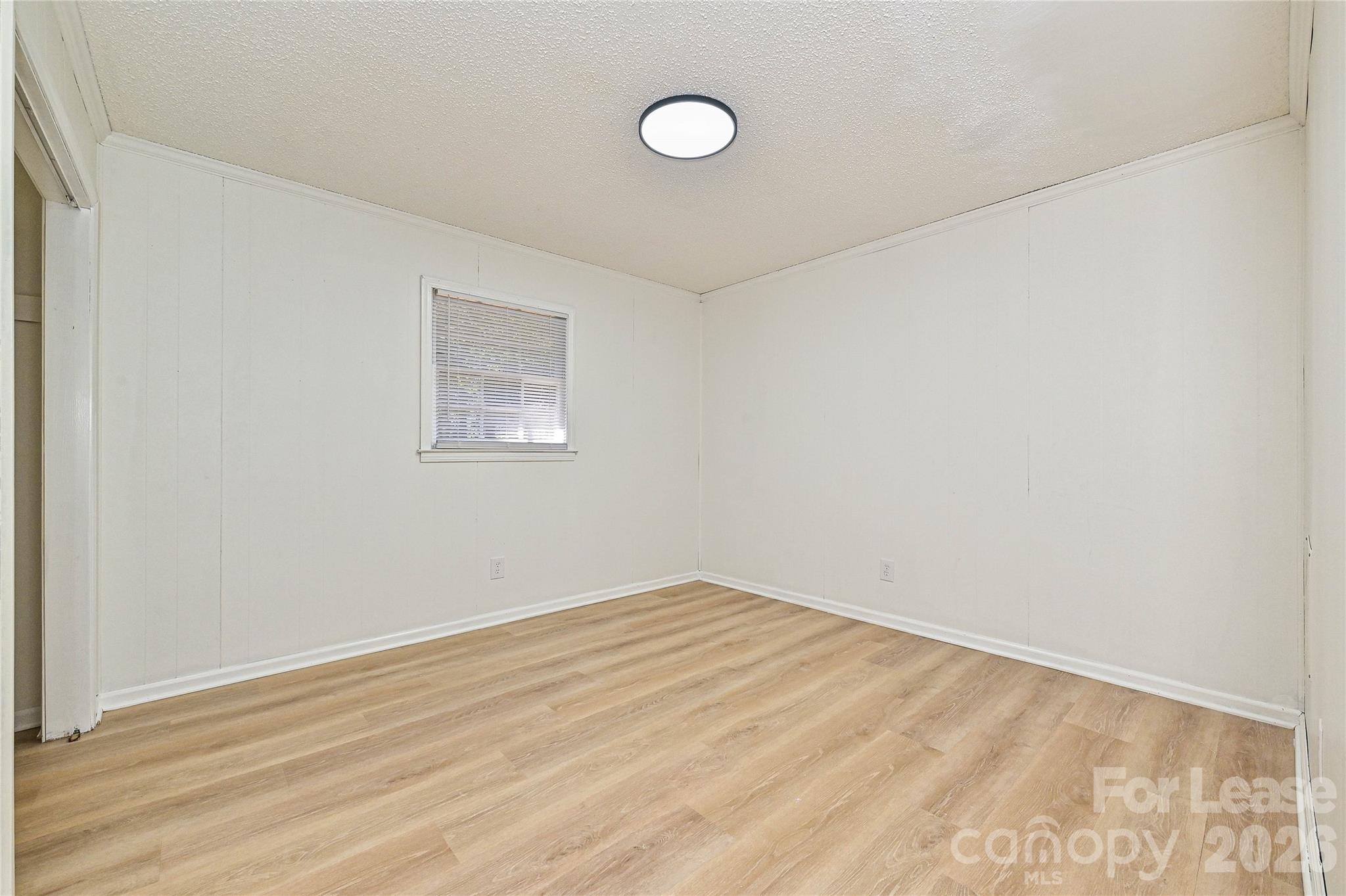 162 American Avenue Property Photo 9
