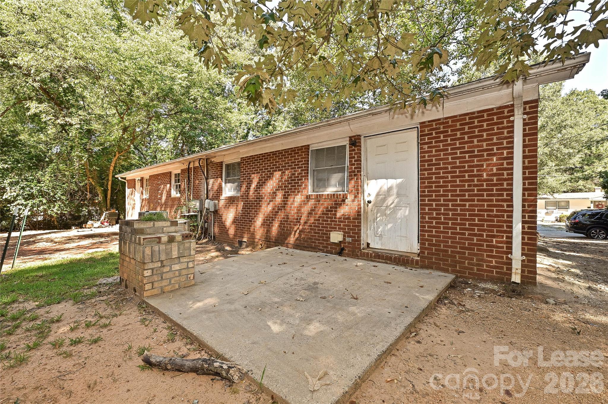 162 American Avenue Property Photo 10