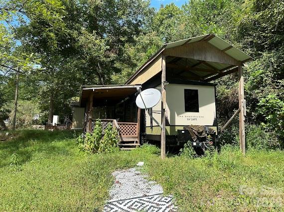 1034 Beaver Creek Road Property Photo 3