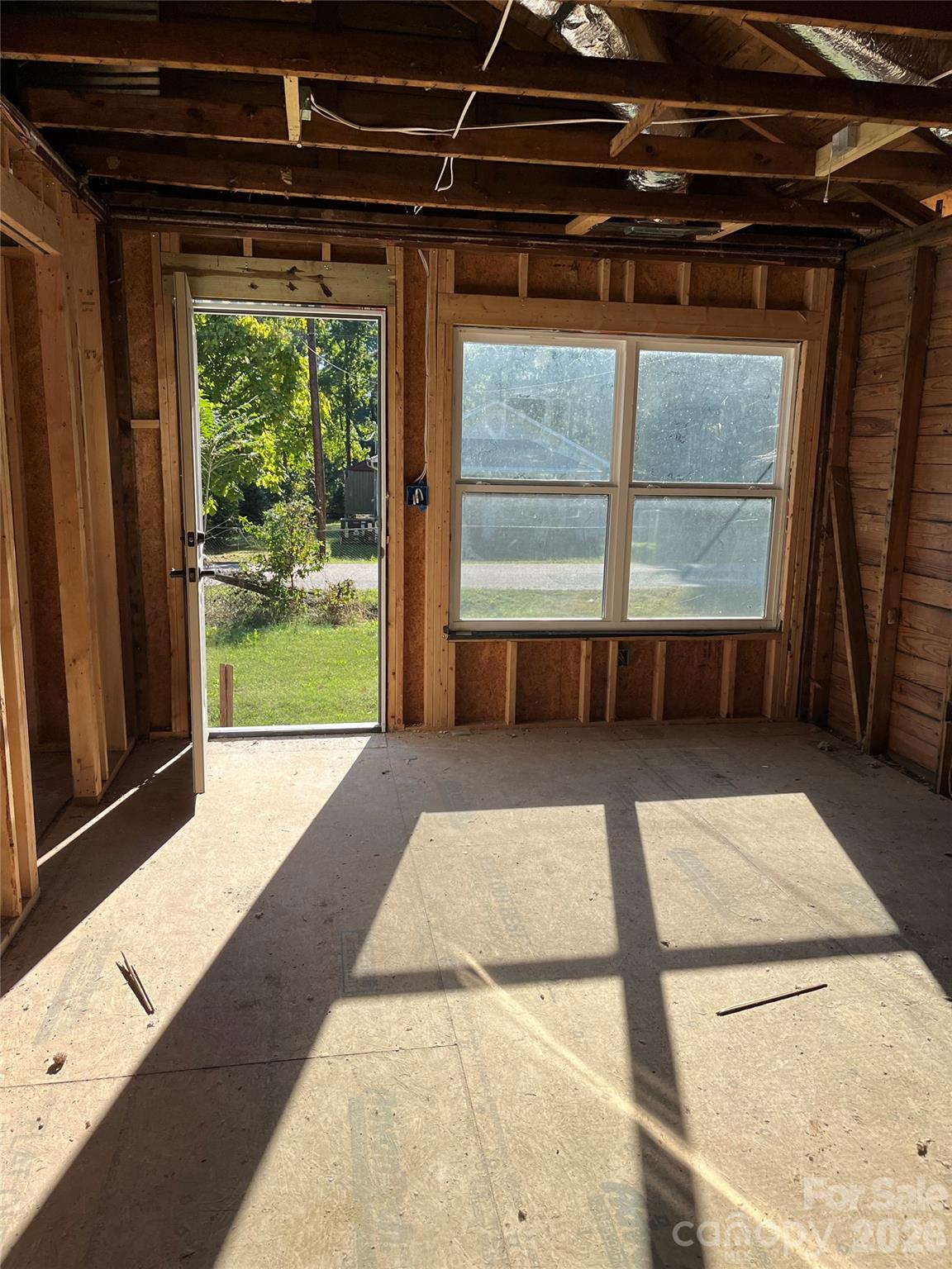 817 Skyland Street Property Photo 13