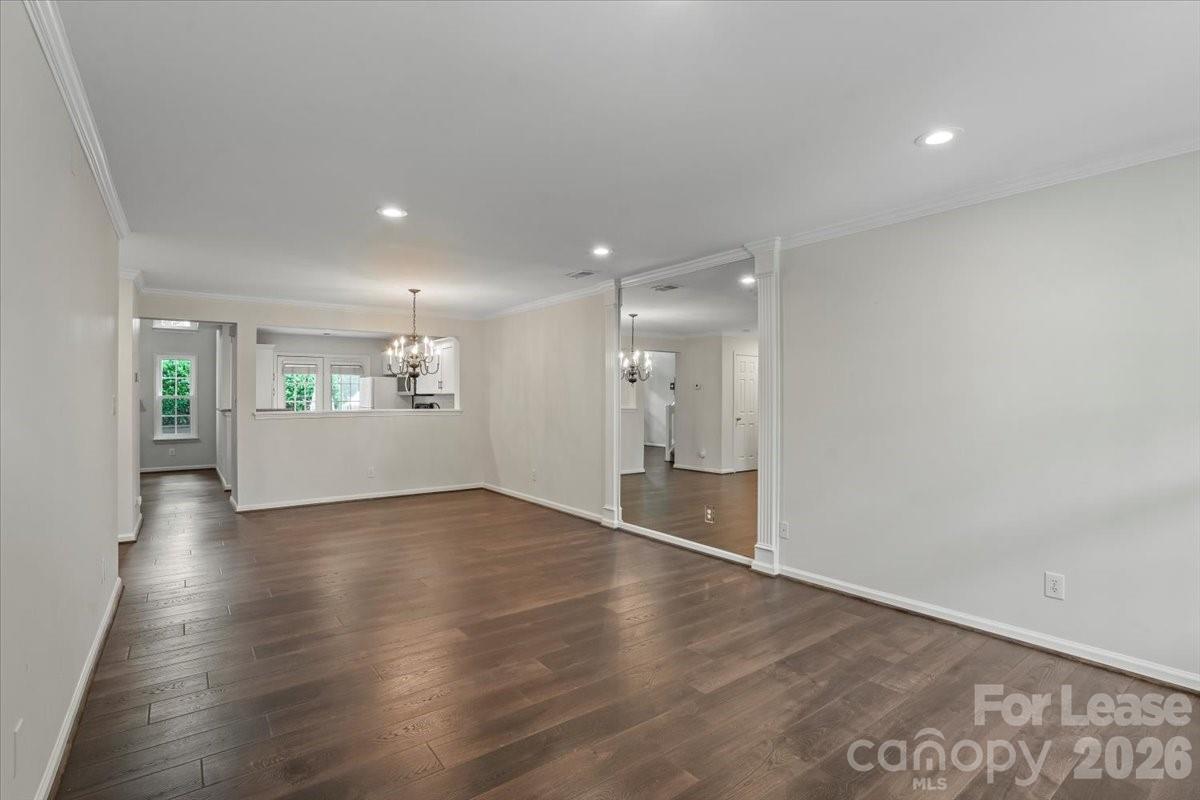 9022 Roseton Lane Property Photo 3