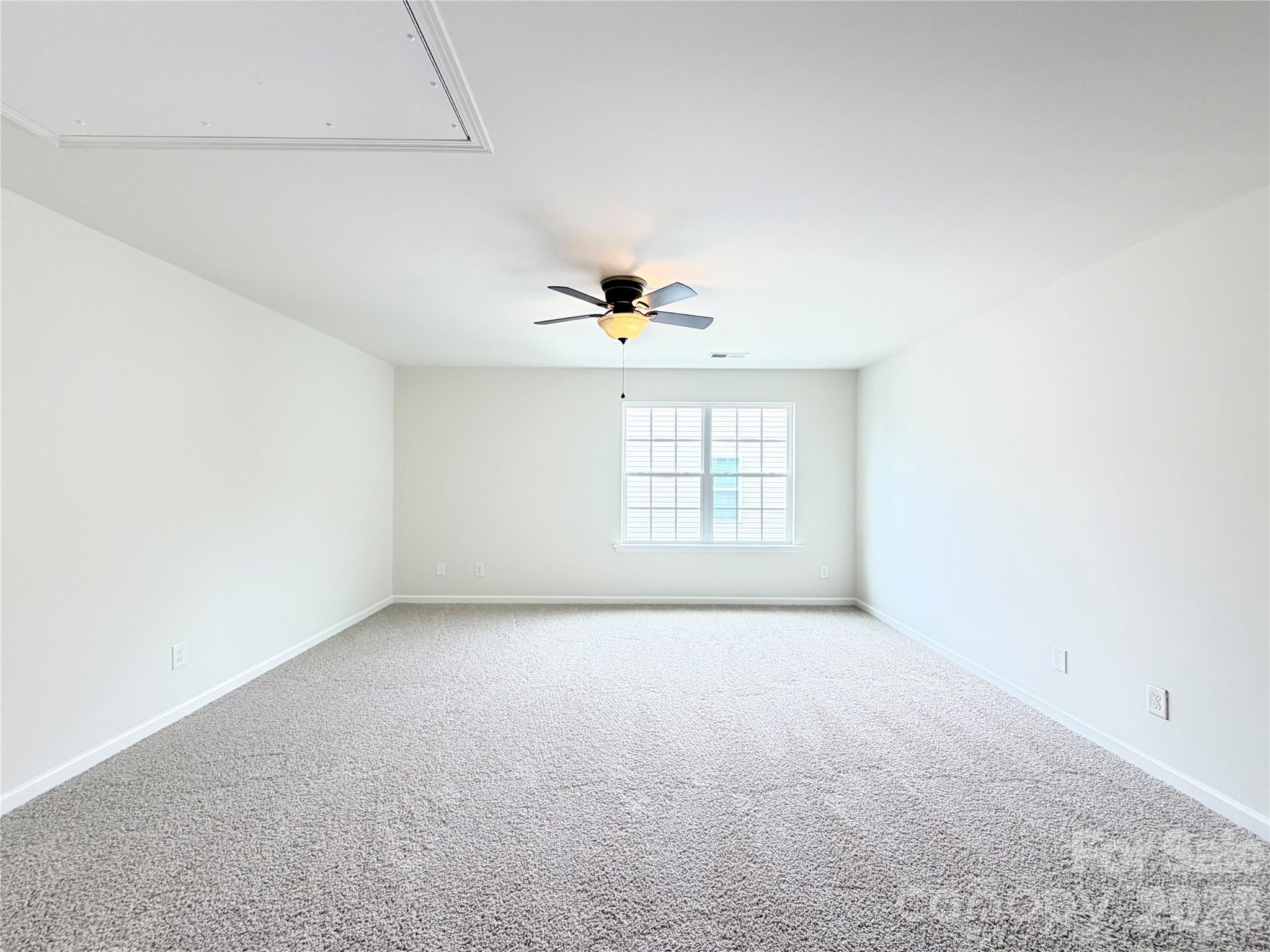 7230 Kinley Commons Lane Property Photo 6