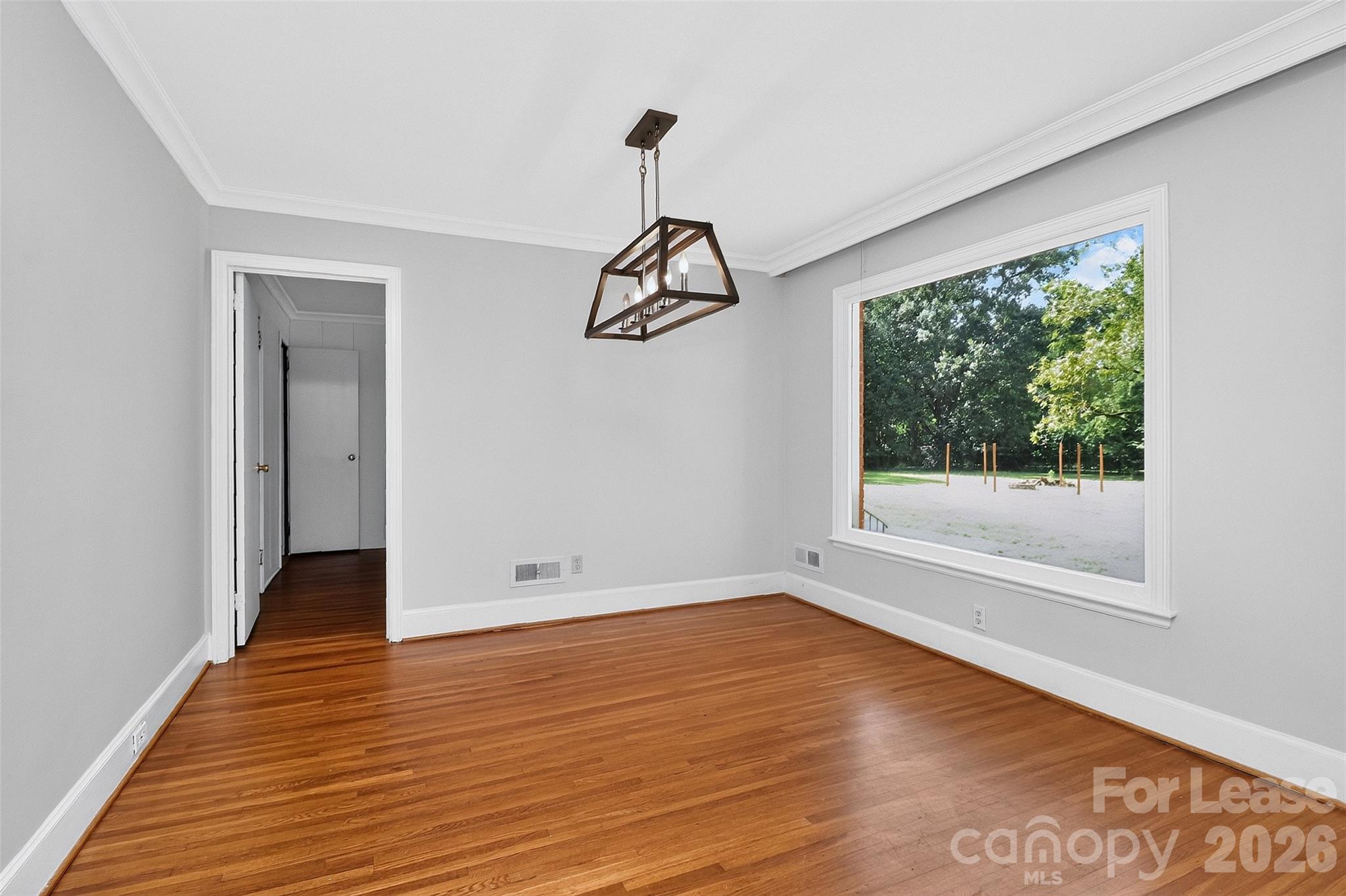 6038 Preston Lane Property Photo 14