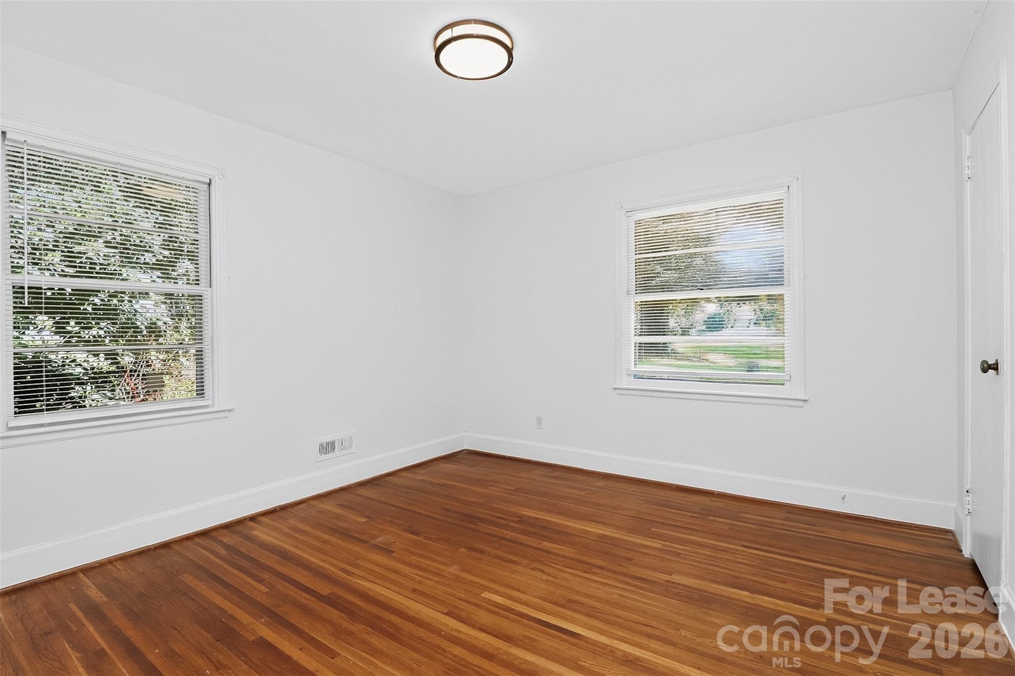 6038 Preston Lane Property Photo 23