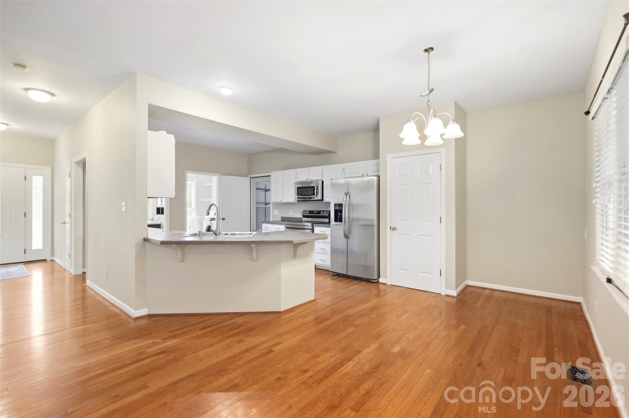 2591 Chandy Street Property Photo 12