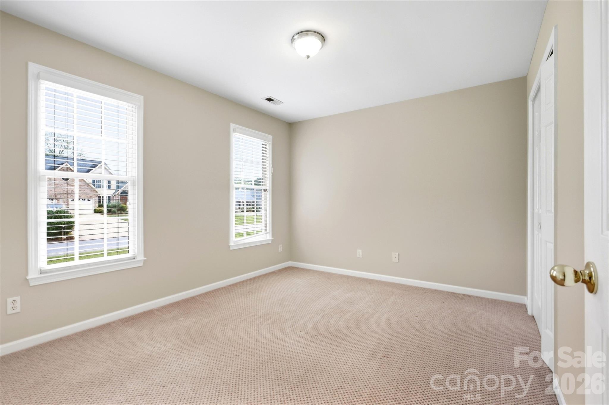 2591 Chandy Street Property Photo 16