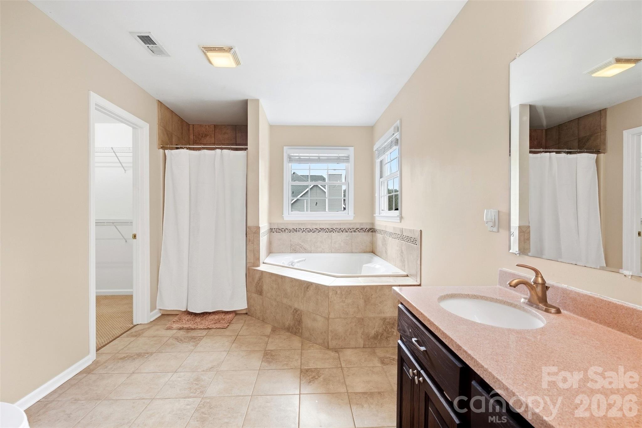 2591 Chandy Street Property Photo 26