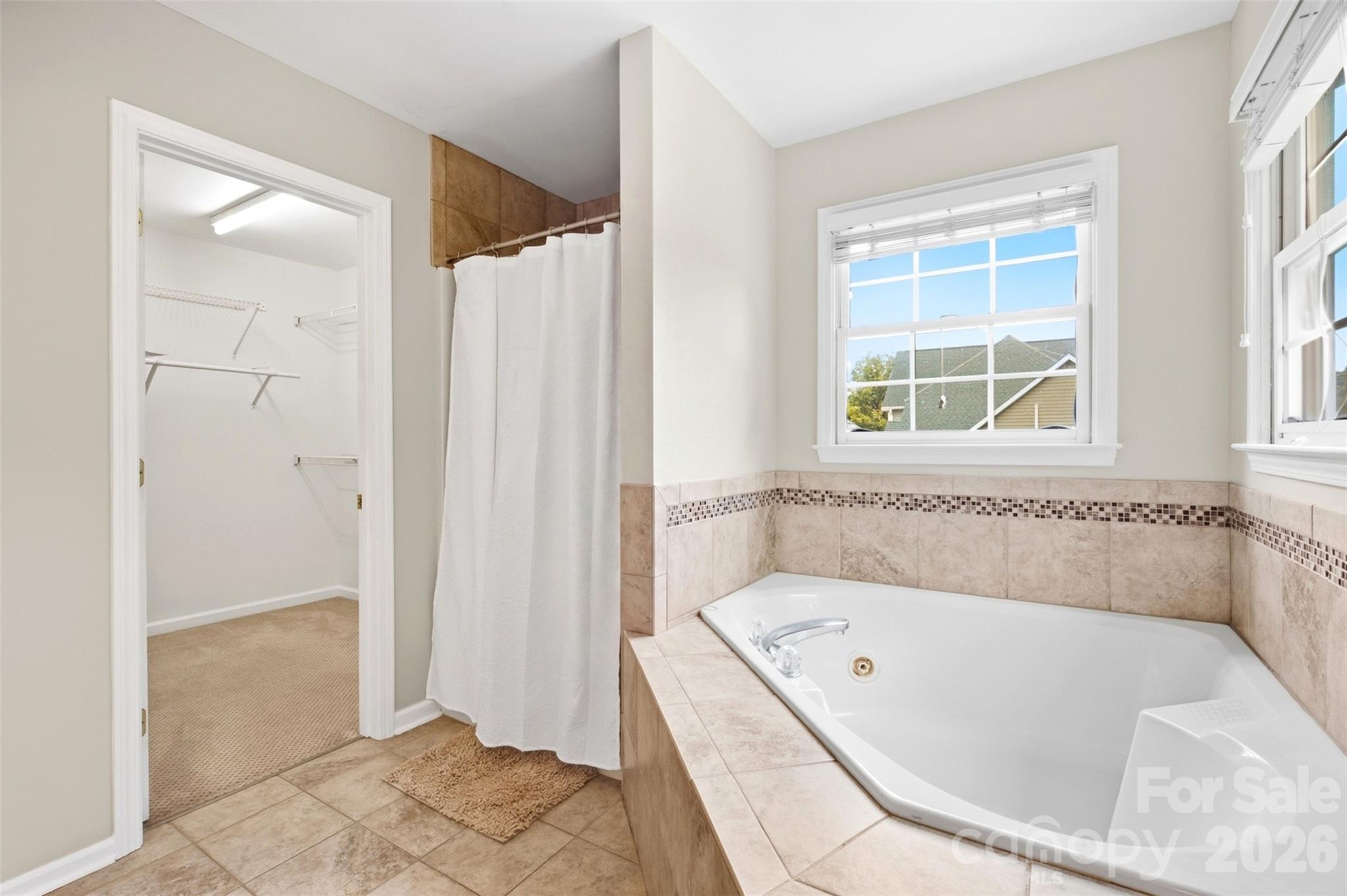 2591 Chandy Street Property Photo 28