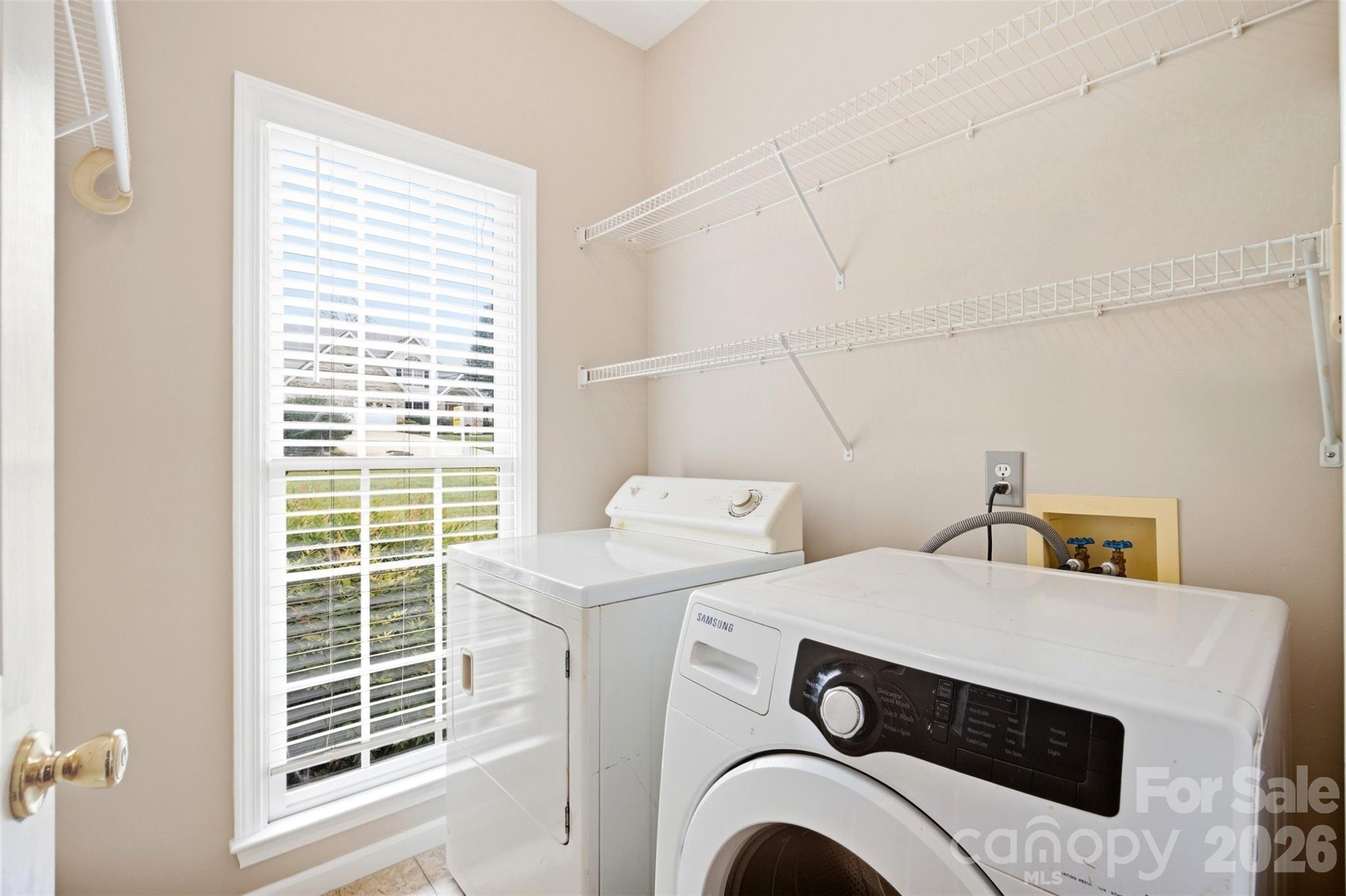 2591 Chandy Street Property Photo 35