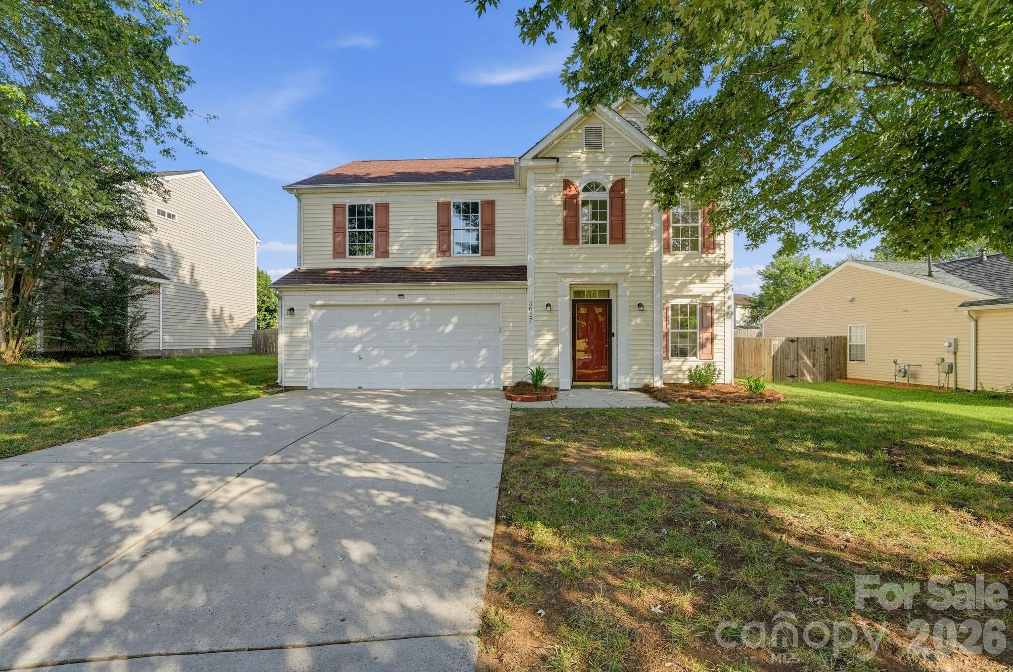 3027 Hawick Commons Drive Property Photo 1