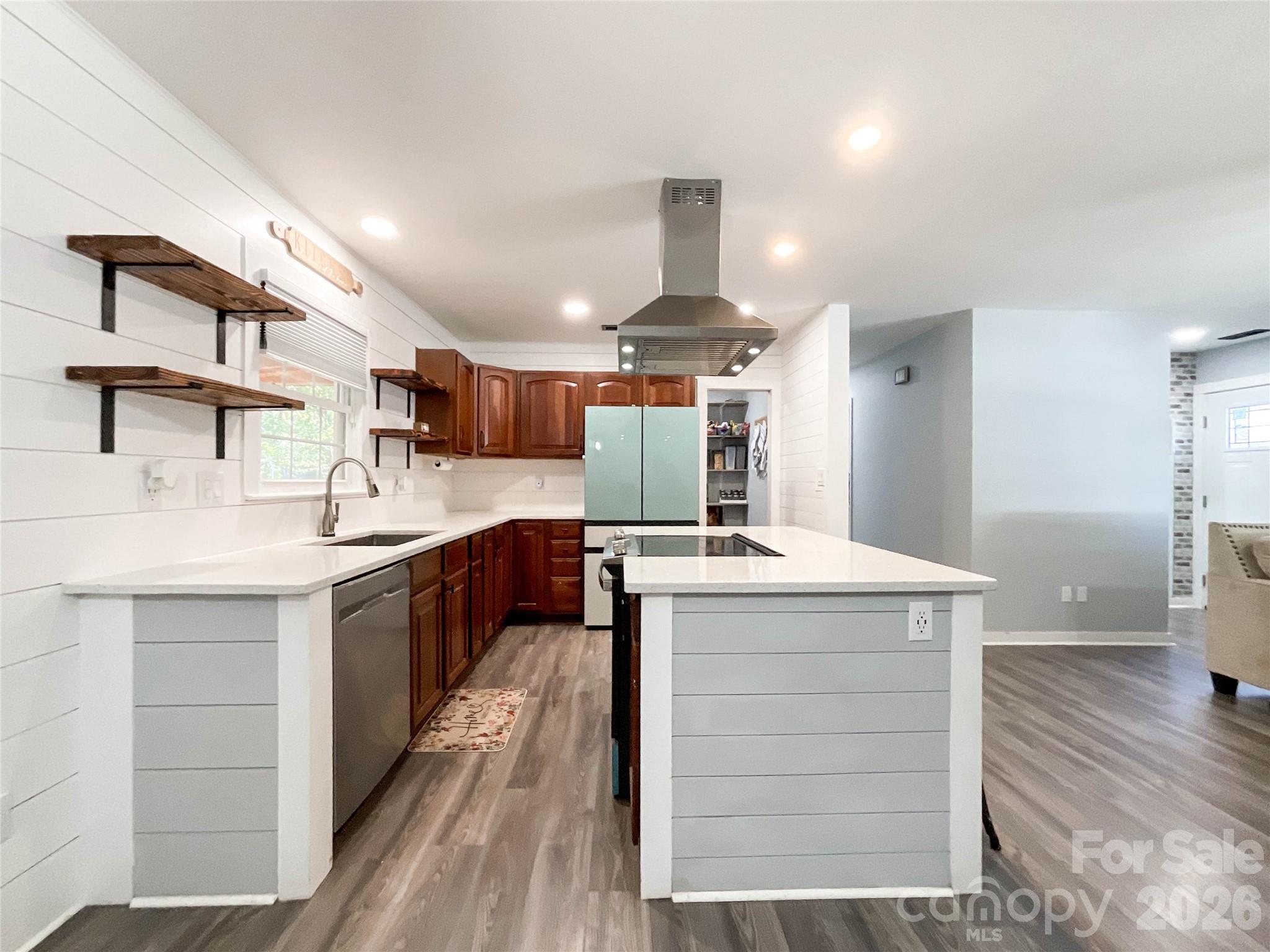 412 N Secrest Avenue Property Photo 10