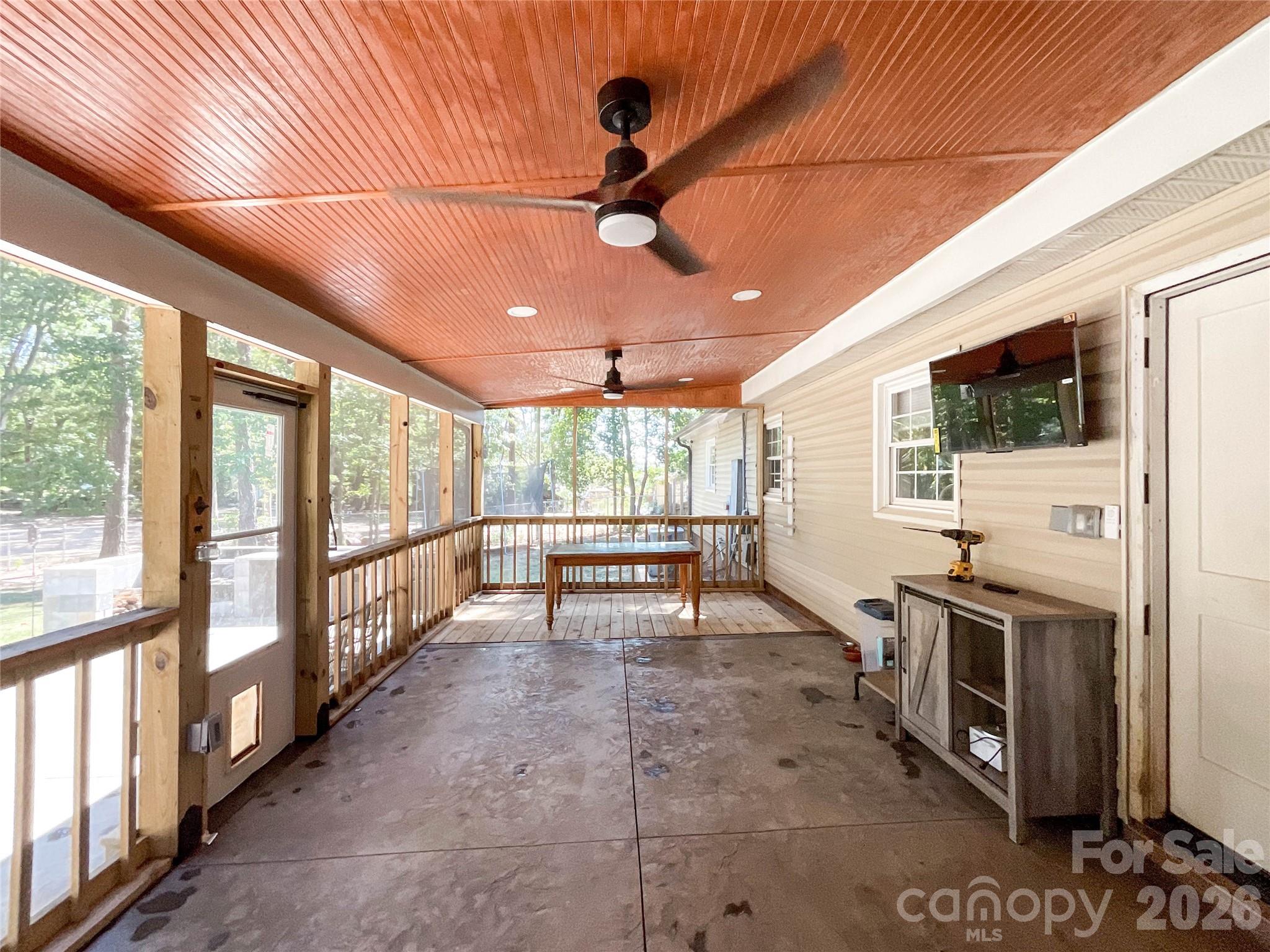 412 N Secrest Avenue Property Photo 28