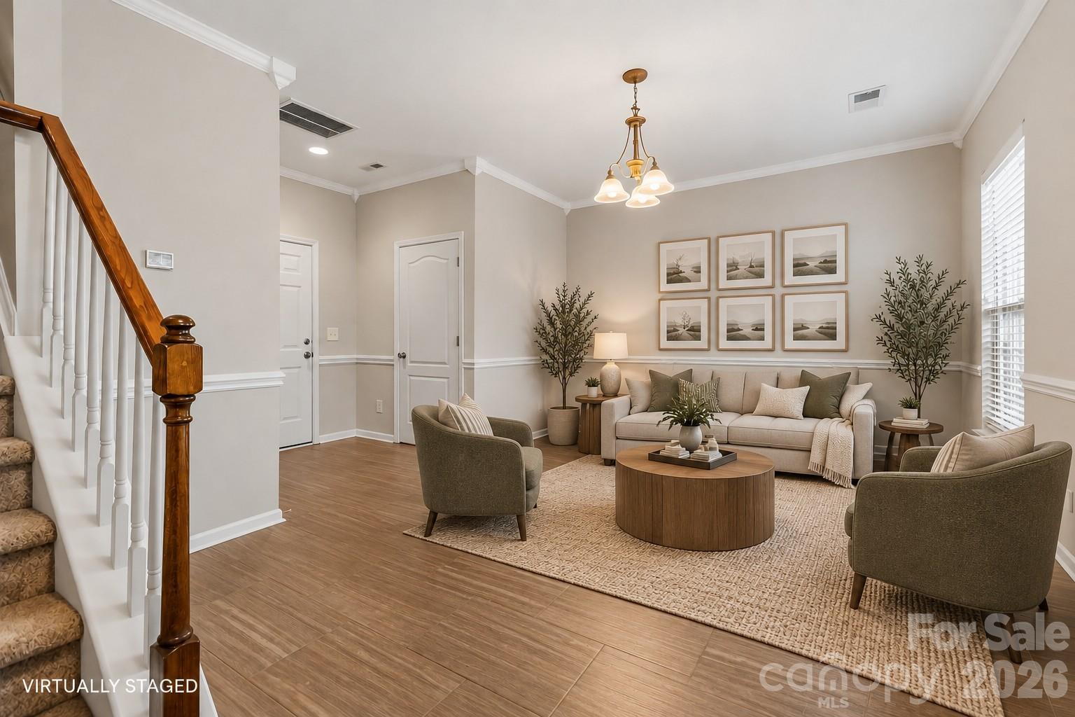 10710 Kemptown Square Square Property Photo 2
