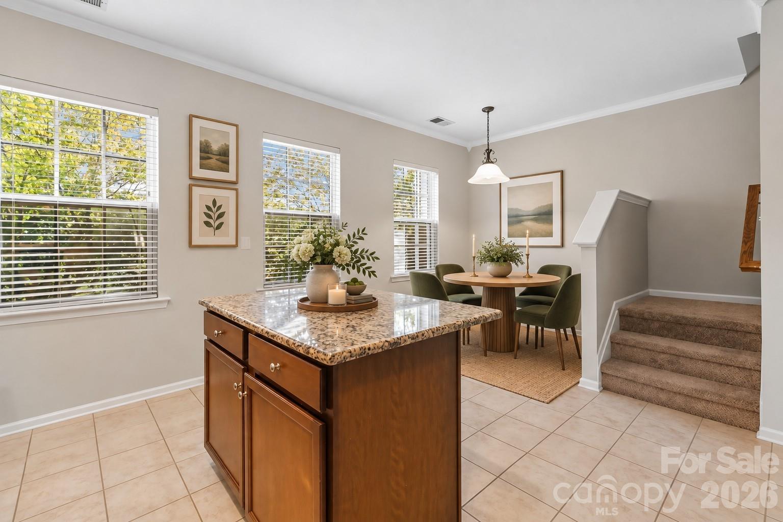 10710 Kemptown Square Square Property Photo 9