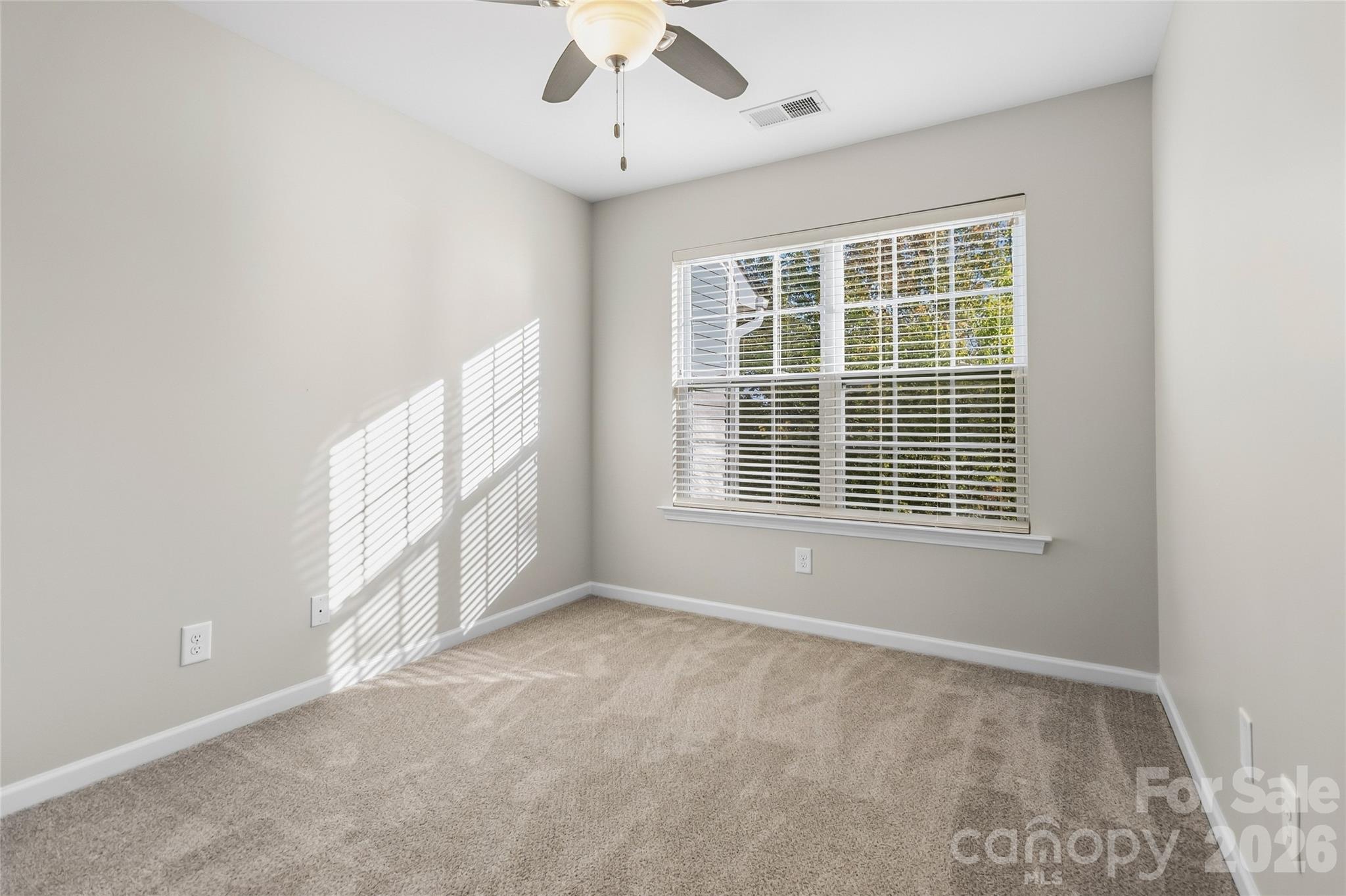 10710 Kemptown Square Square Property Photo 16