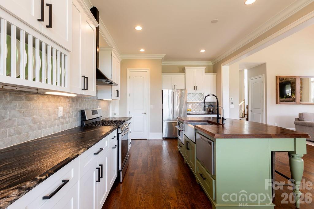 7996 Malibu Pointe Lane Property Photo 20