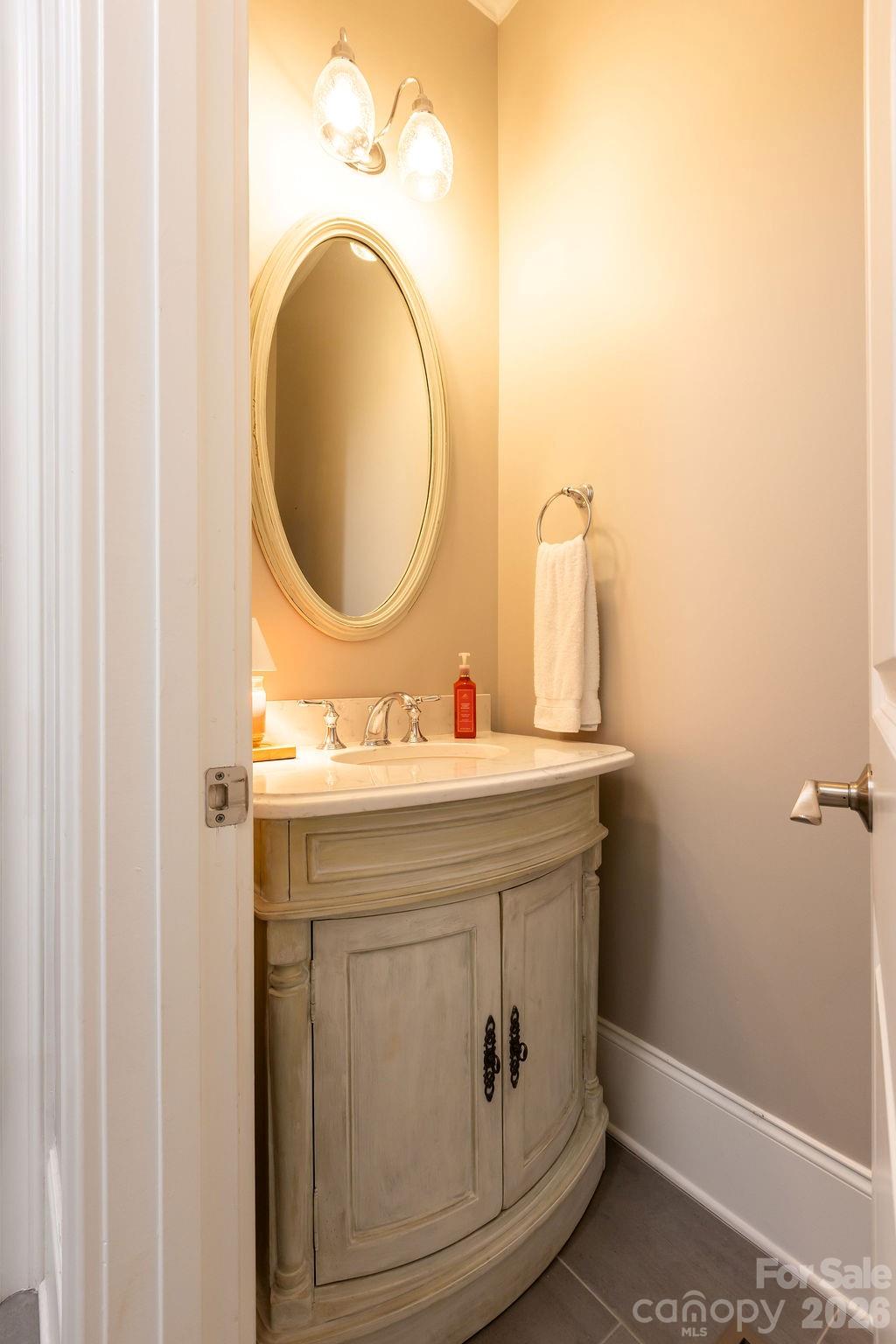 7996 Malibu Pointe Lane Property Photo 24