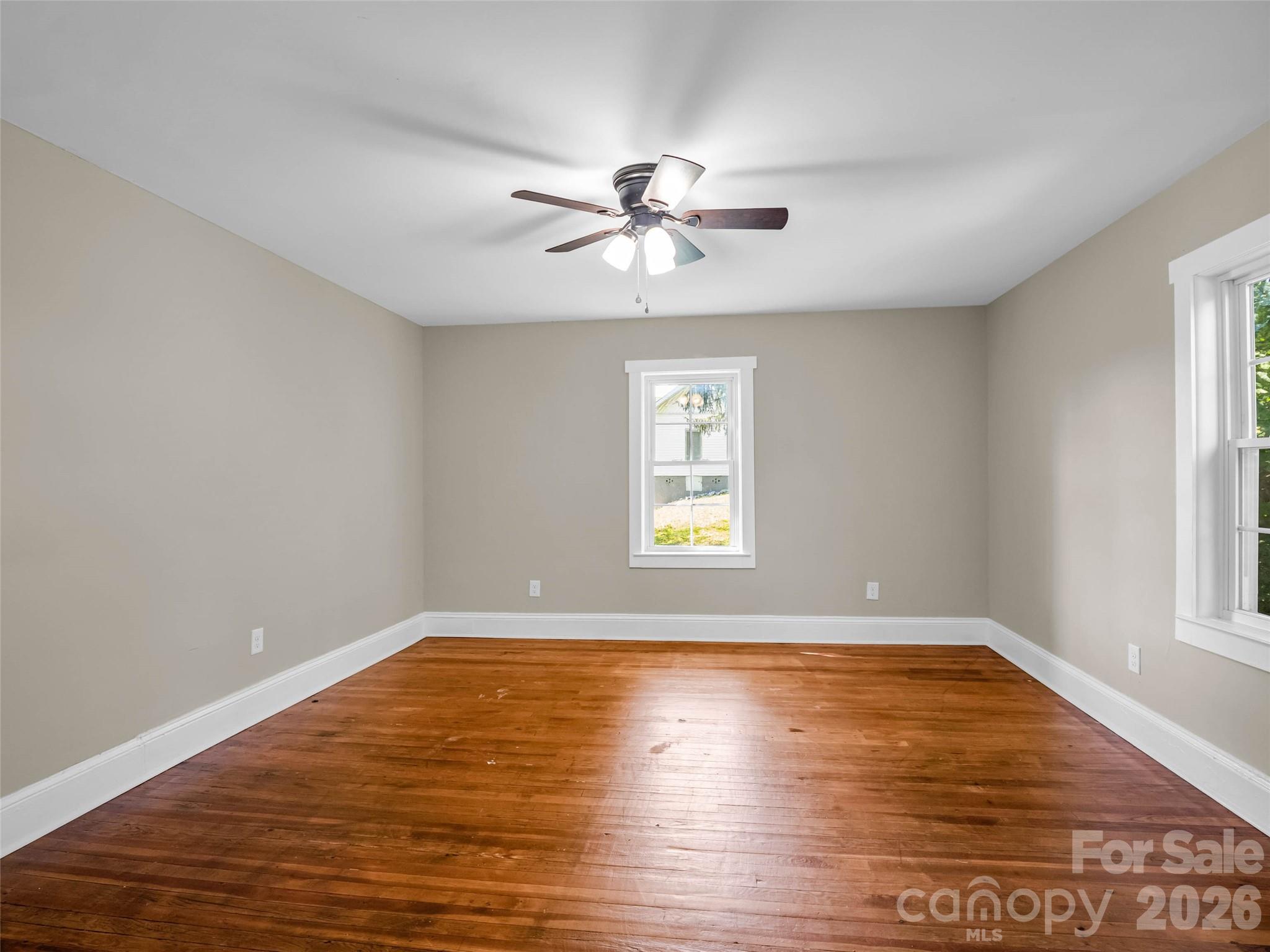795 W Tate Street Property Photo 19