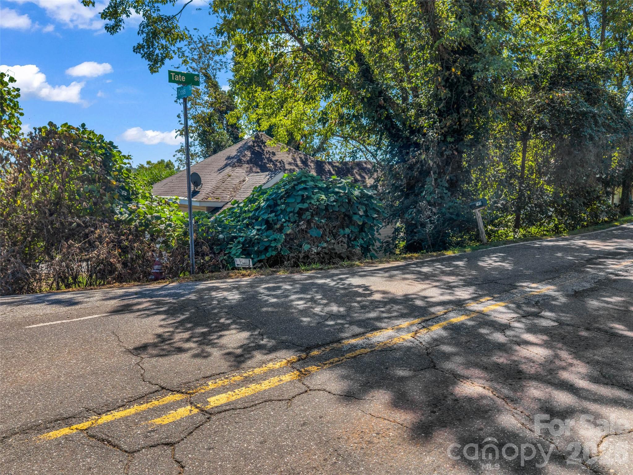 795 W Tate Street Property Photo 45