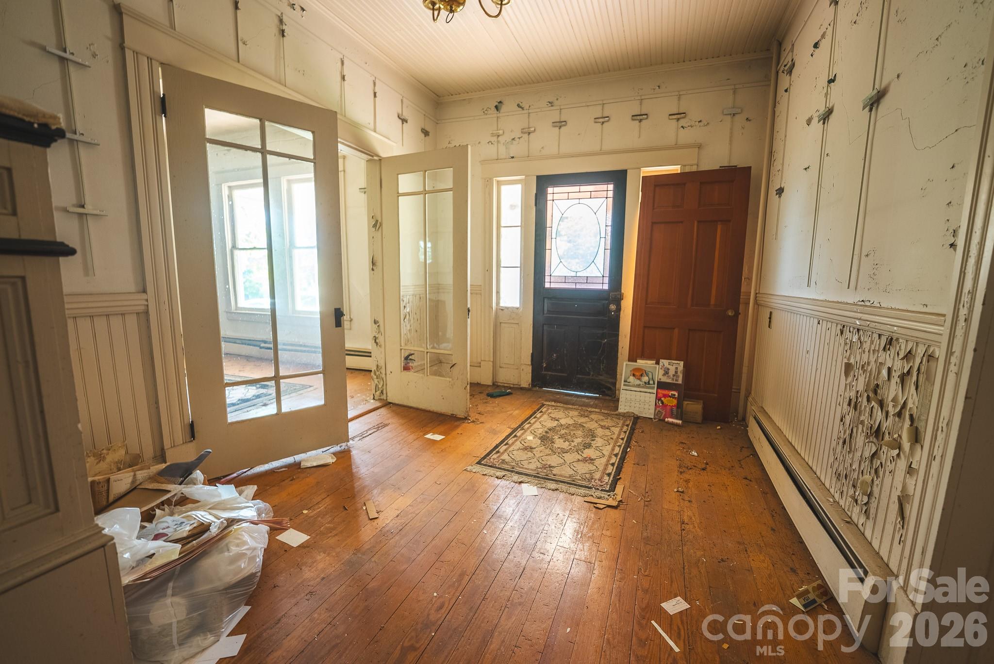 12 1st Avenue Drive Property Photo 18