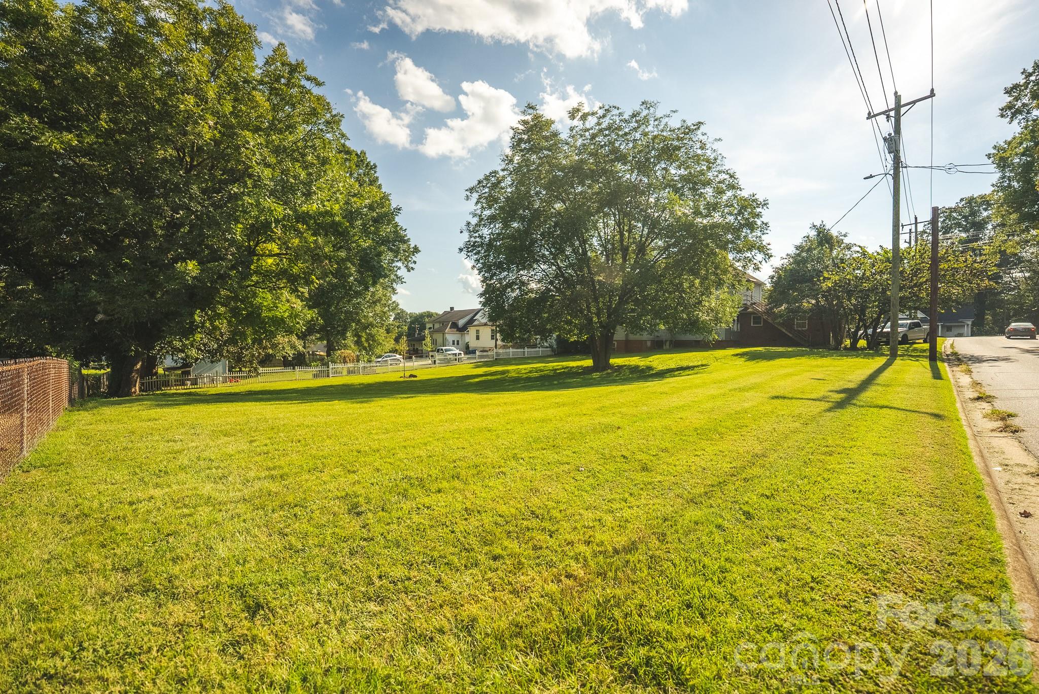 12 1st Avenue Drive Property Photo 37