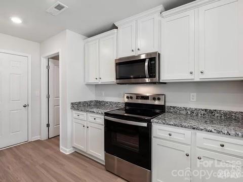 1637 Nia Road Property Photo 7