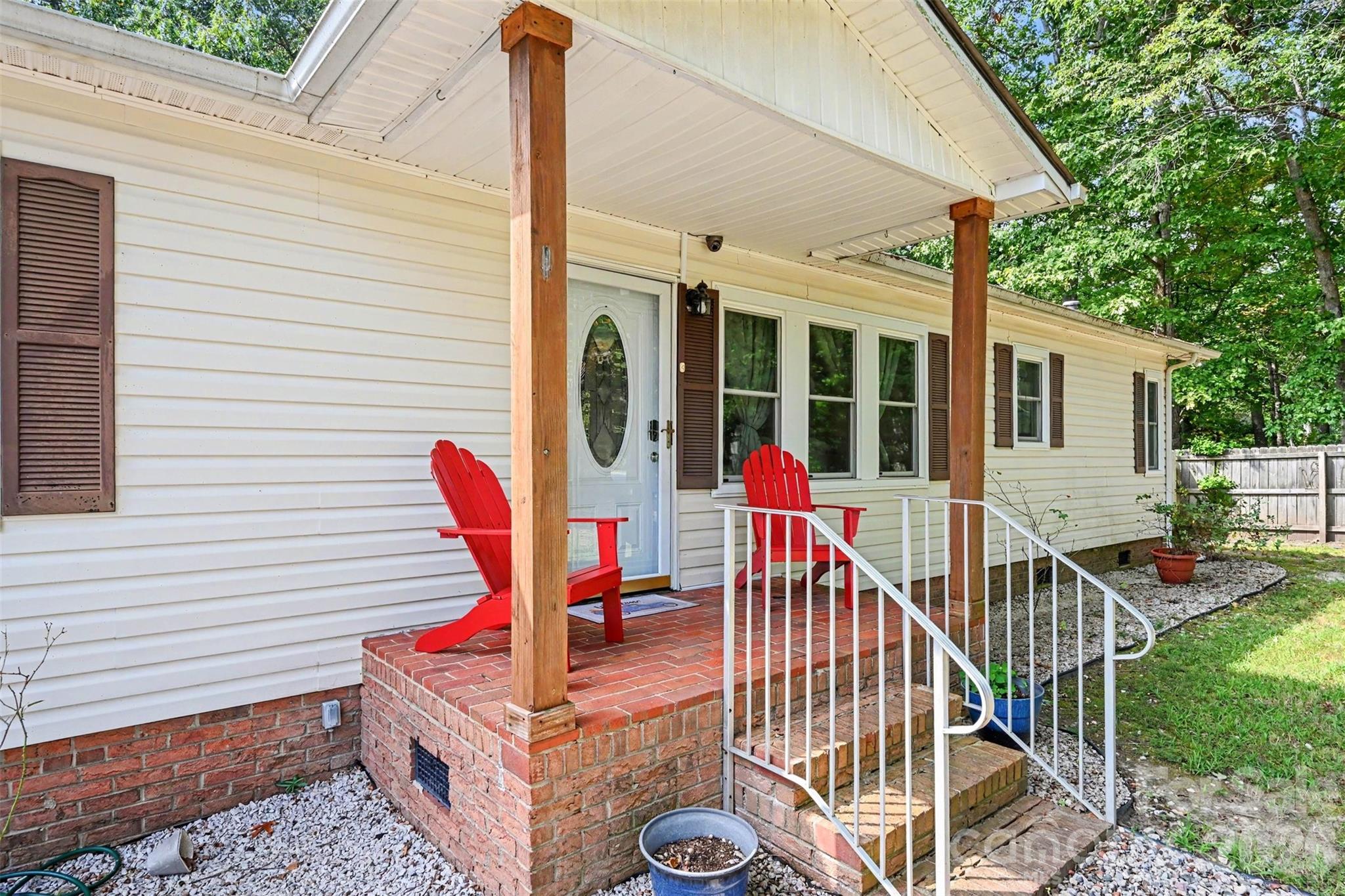 115 Red Fox Court Property Photo 5