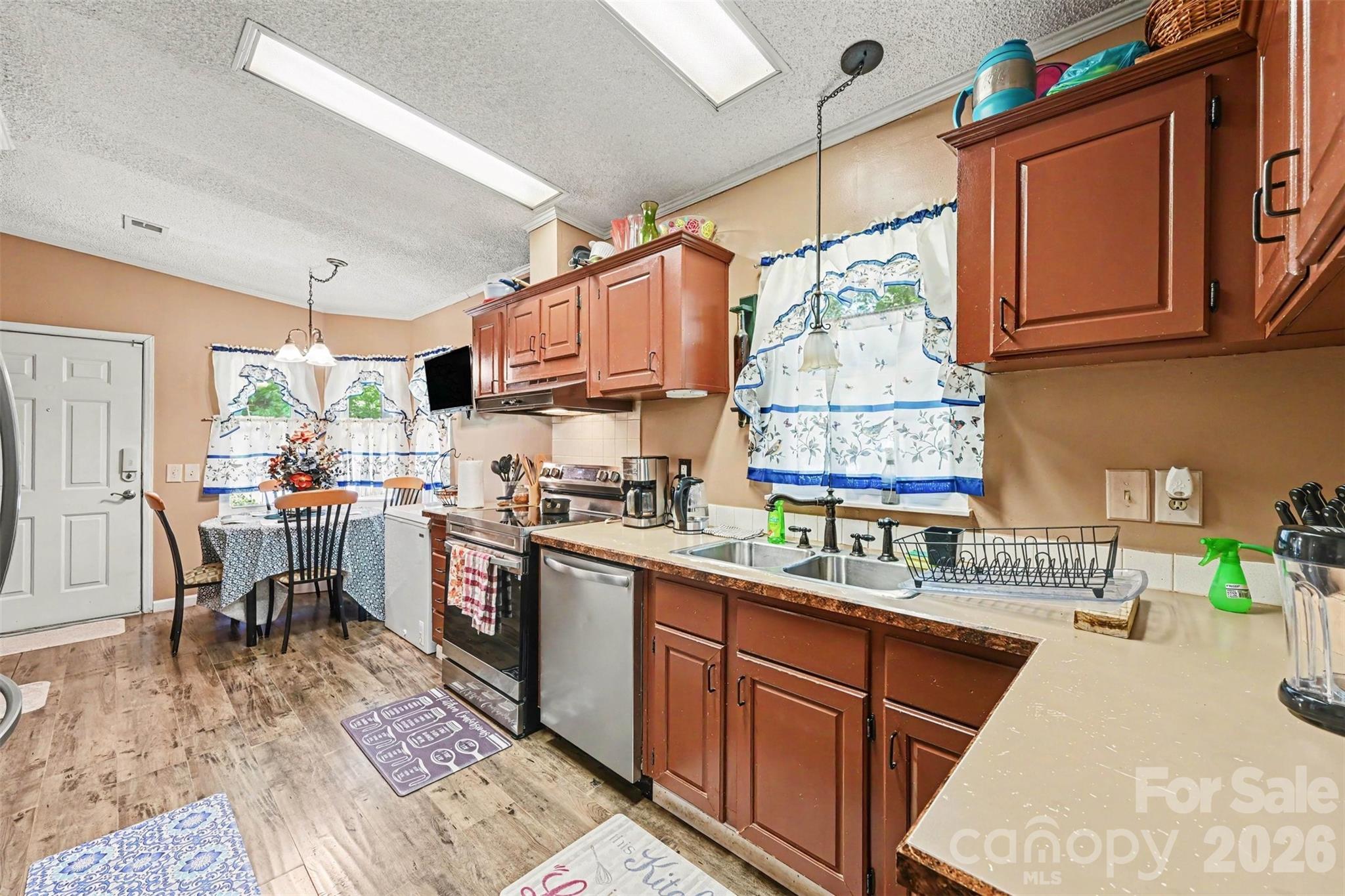 115 Red Fox Court Property Photo 12