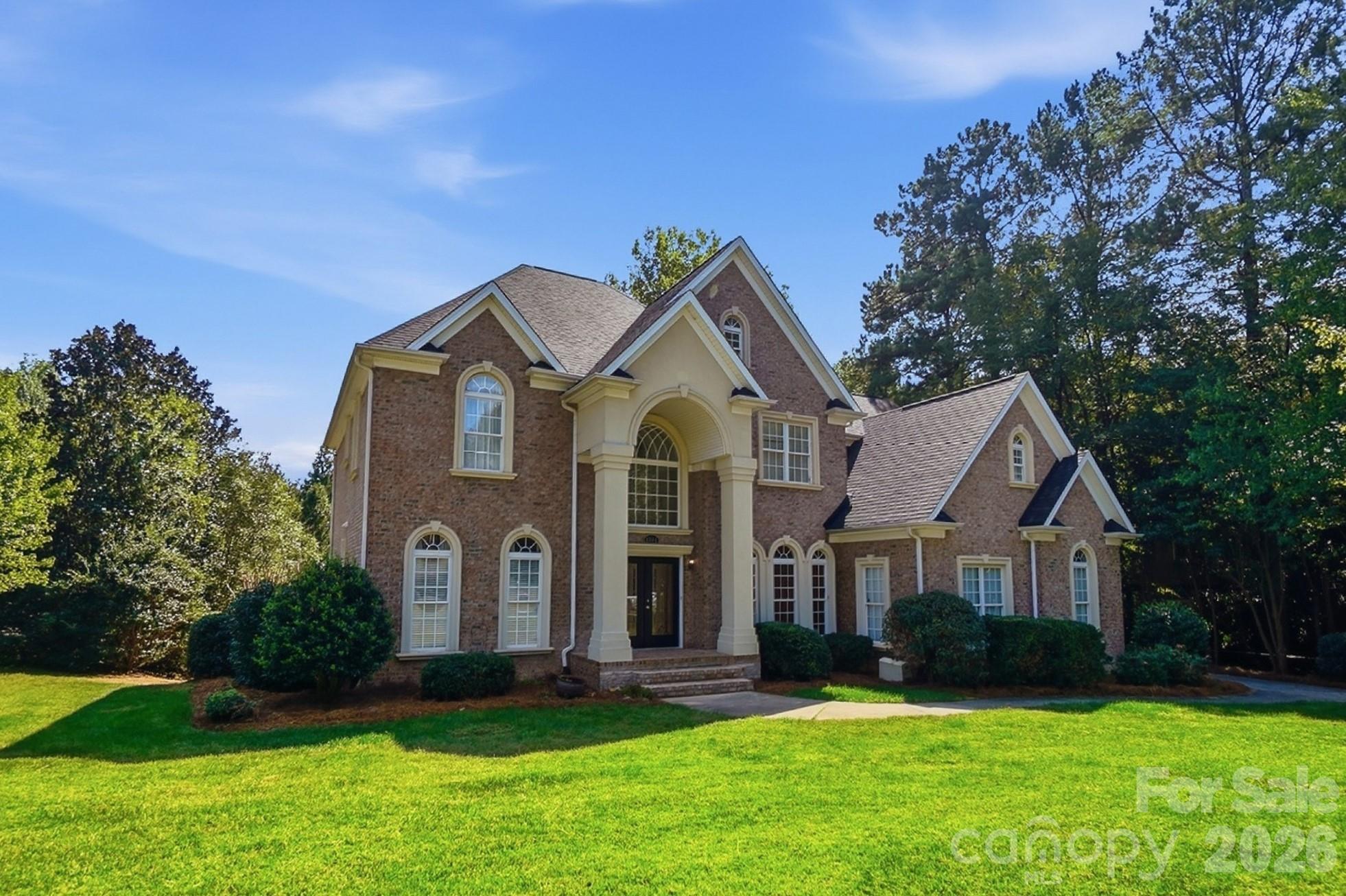 4224 Mountain Cove Drive Property Photo 2