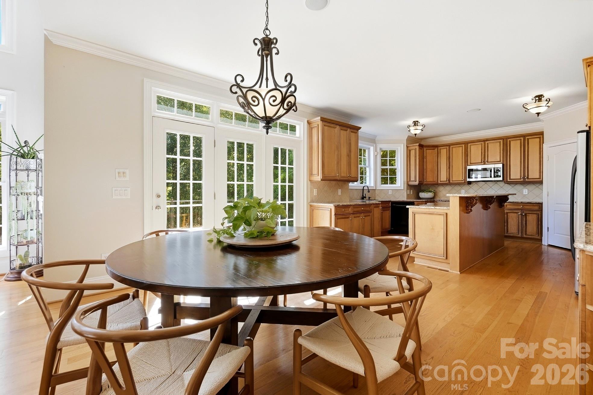 4224 Mountain Cove Drive Property Photo 14