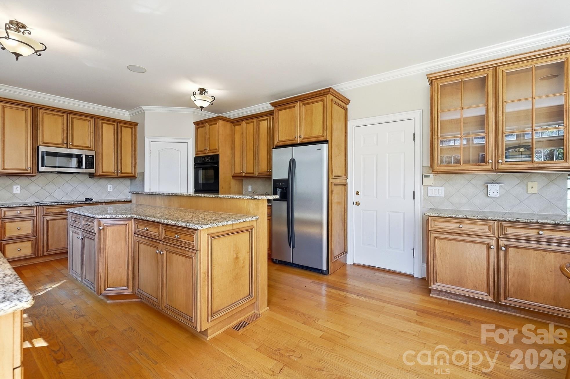 4224 Mountain Cove Drive Property Photo 15