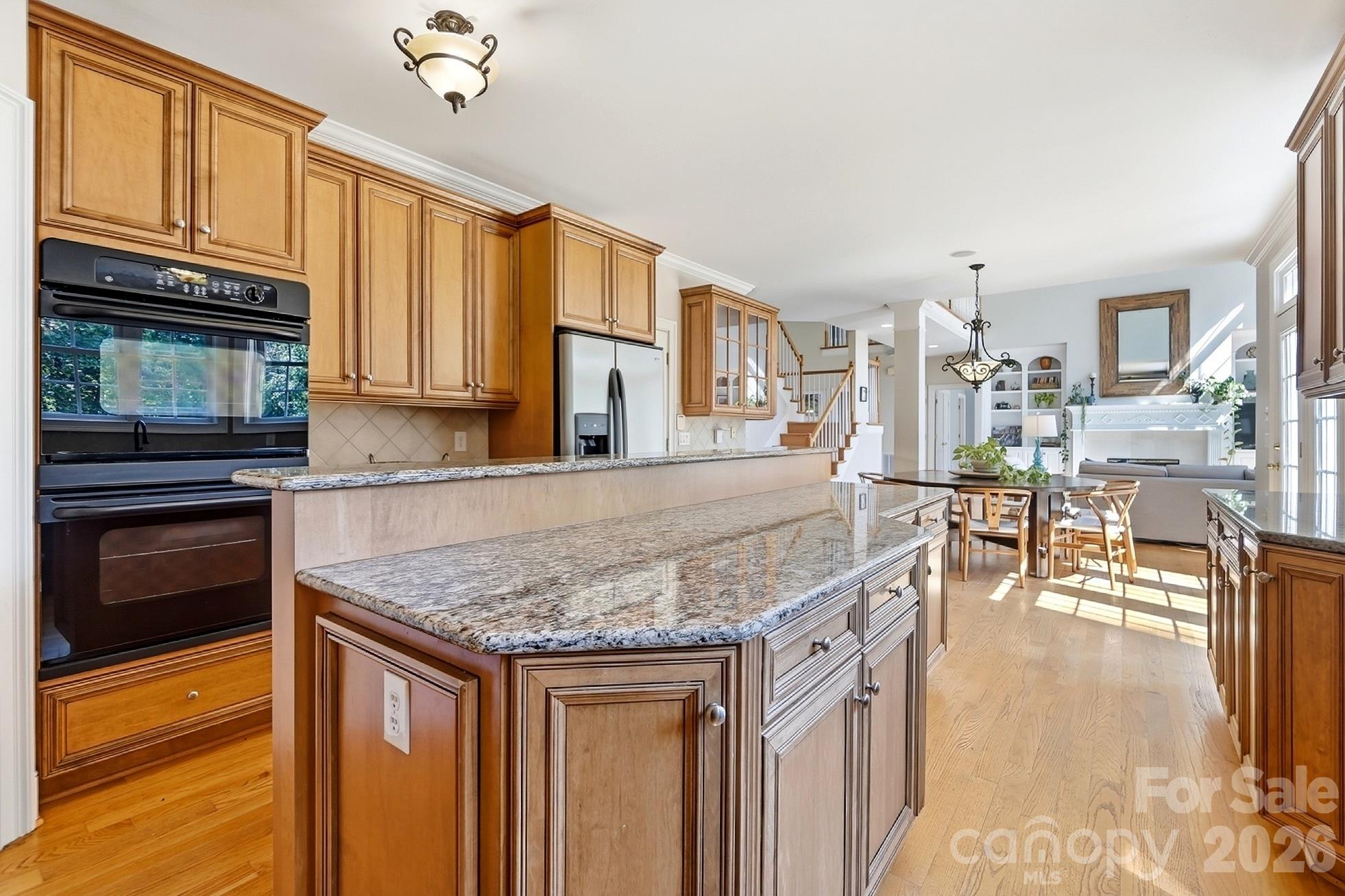 4224 Mountain Cove Drive Property Photo 16