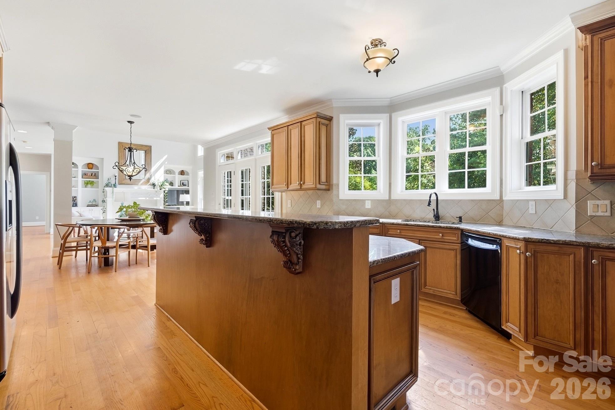 4224 Mountain Cove Drive Property Photo 17