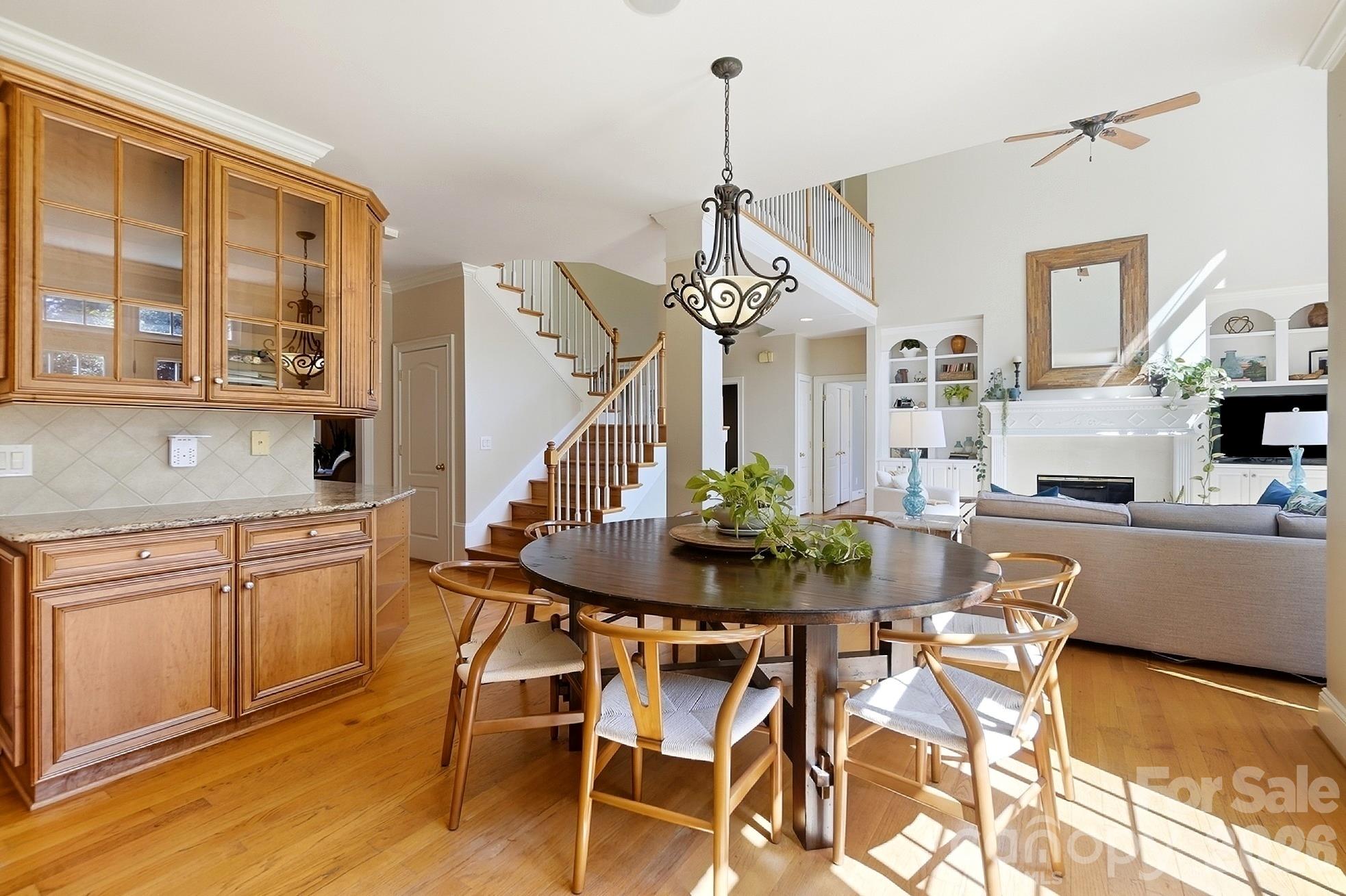 4224 Mountain Cove Drive Property Photo 18