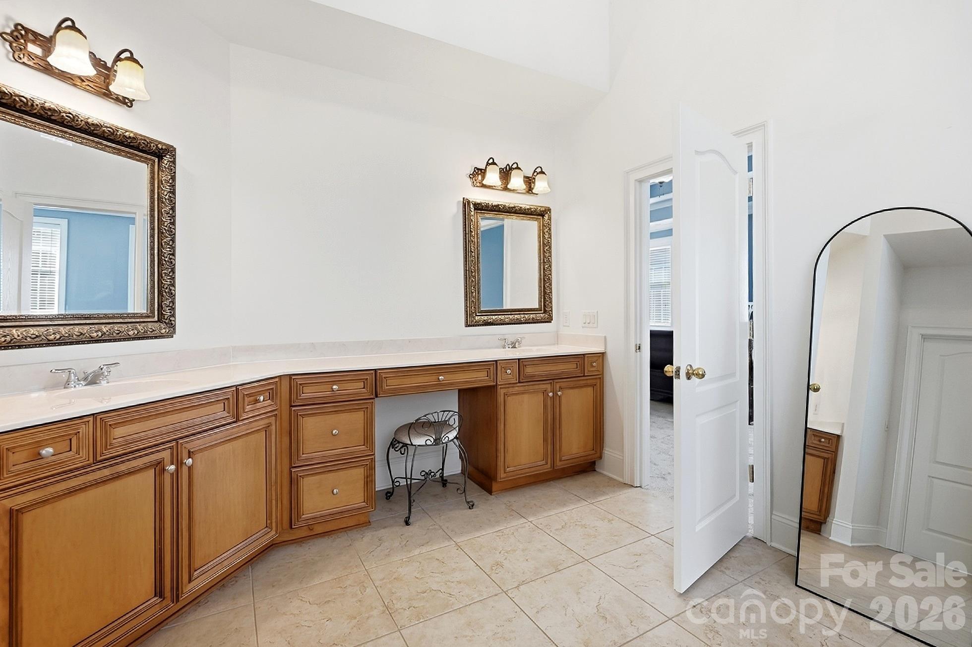 4224 Mountain Cove Drive Property Photo 27
