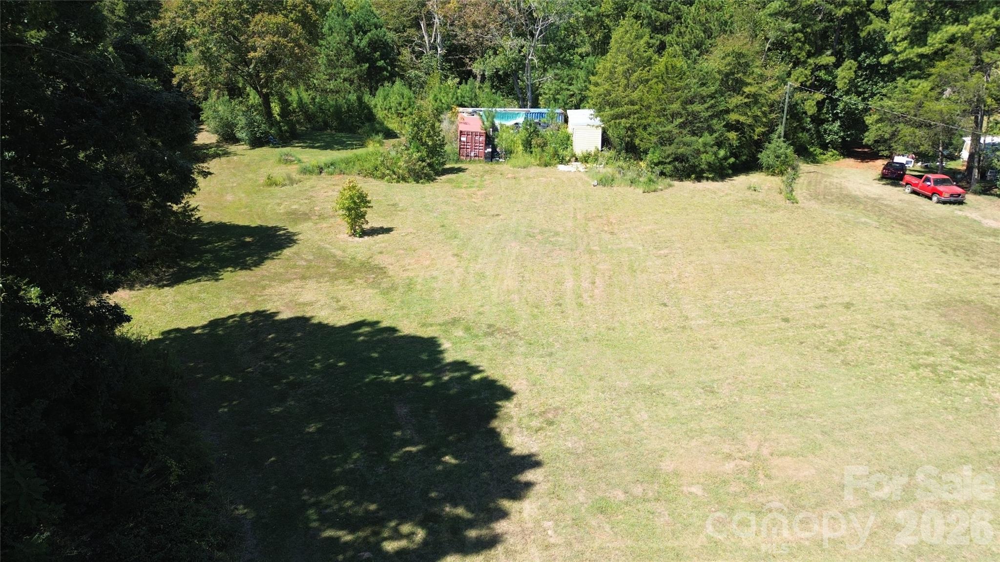 1466 King Road Property Photo 2