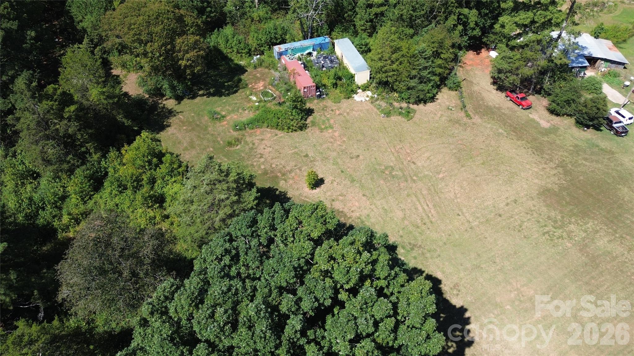 1466 King Road Property Photo 7