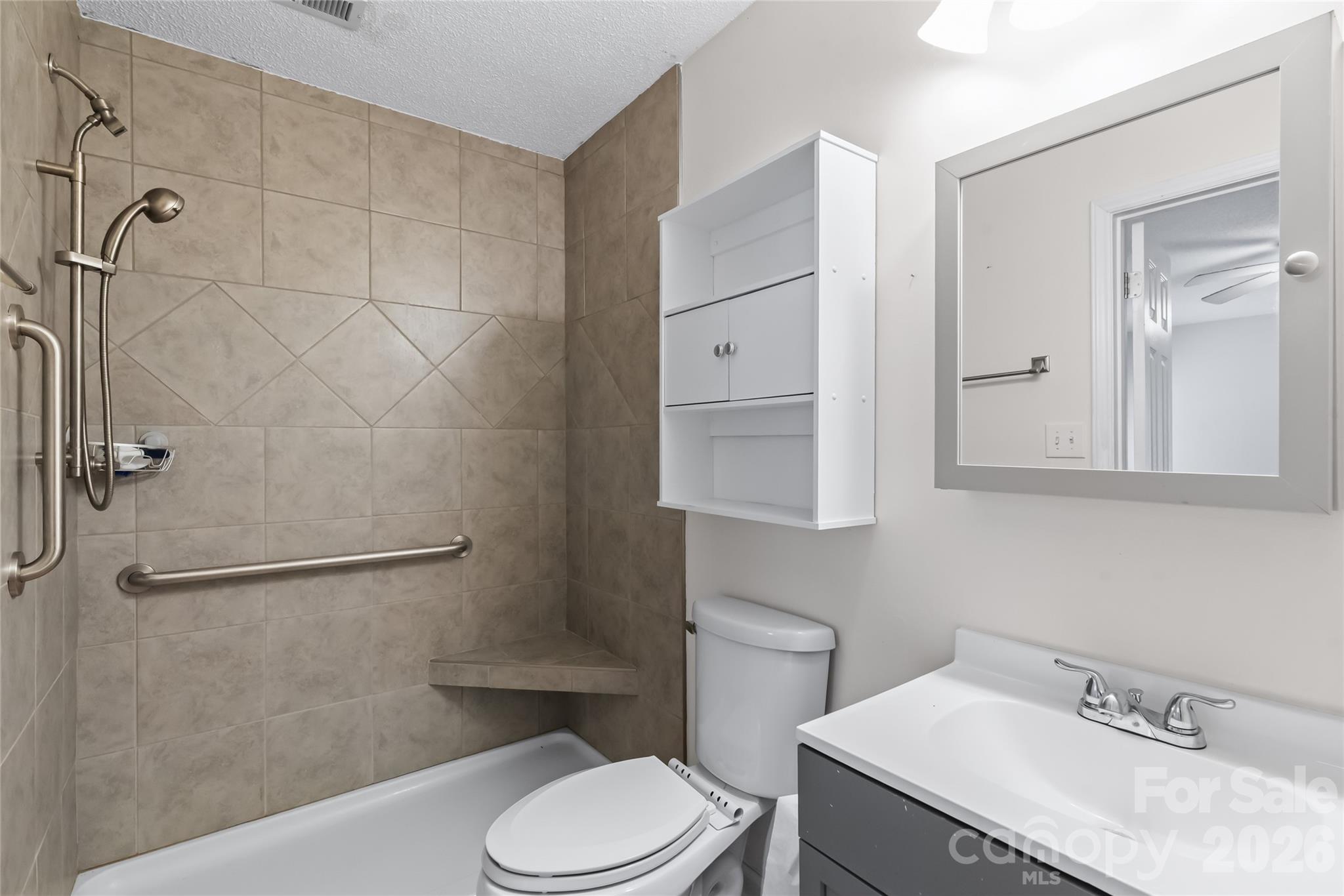 1011 Robin Lane Property Photo 33