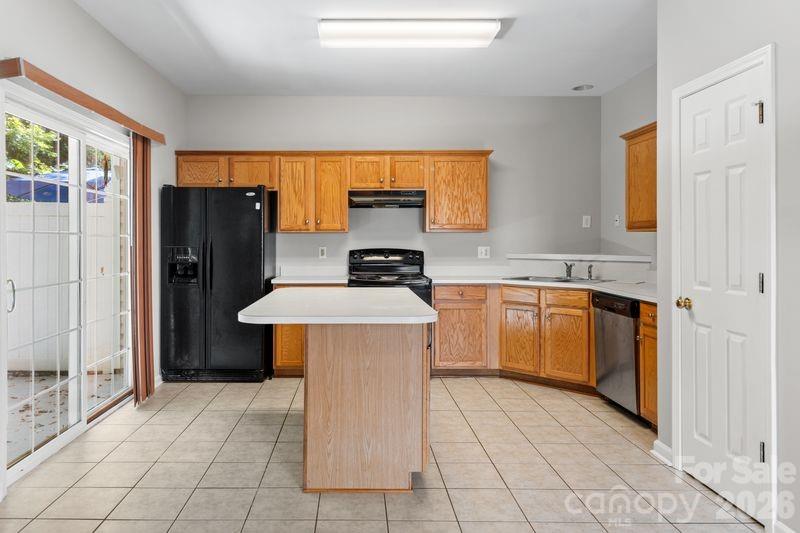 3110 Summerfield Ridge Lane Property Photo 5