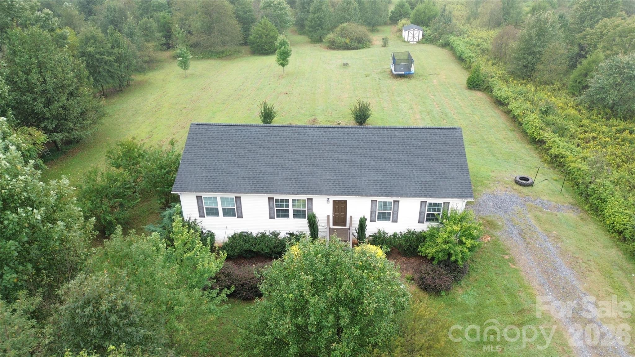 1274 Crandell Drive Property Photo 2