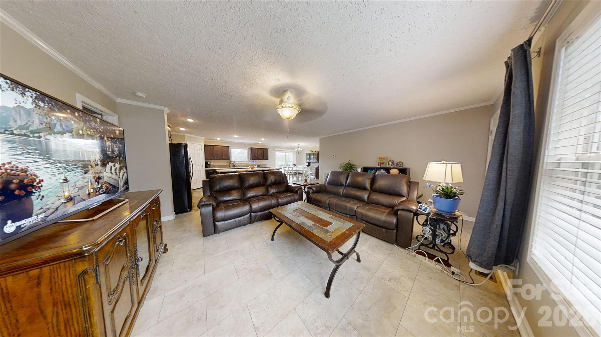1274 Crandell Drive Property Photo 9