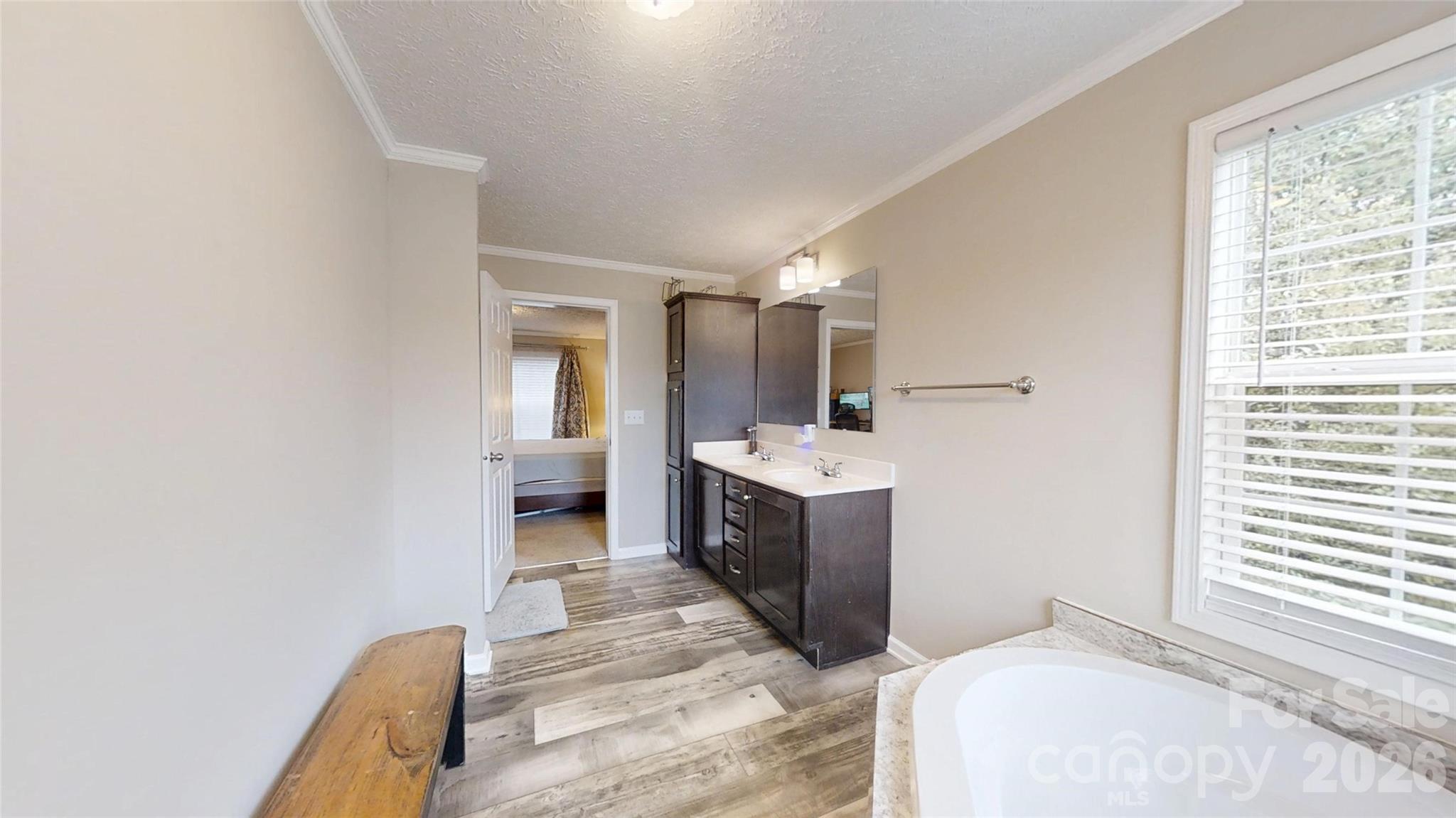 1274 Crandell Drive Property Photo 14
