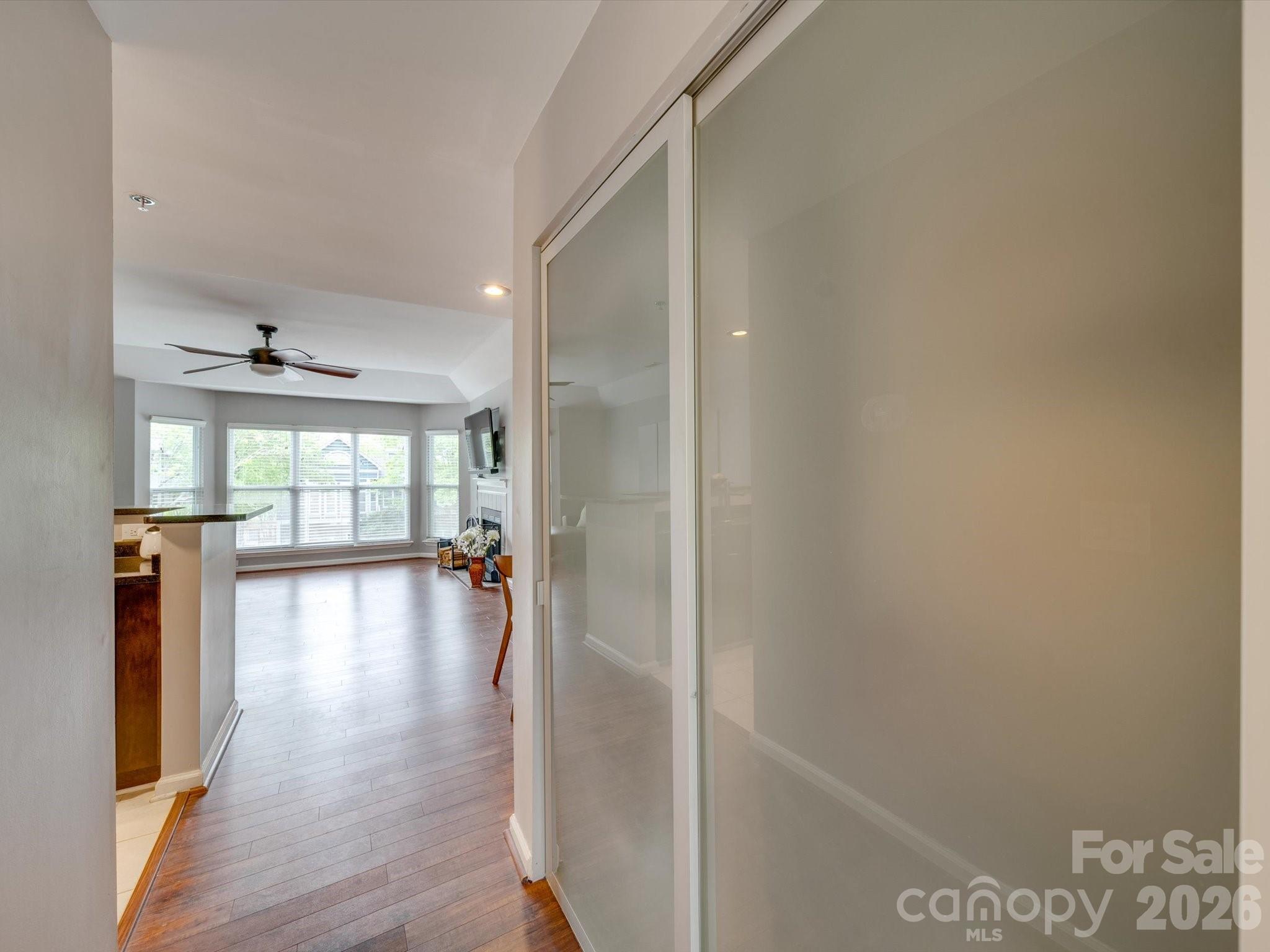 517 N Graham Street 3c Property Photo 5