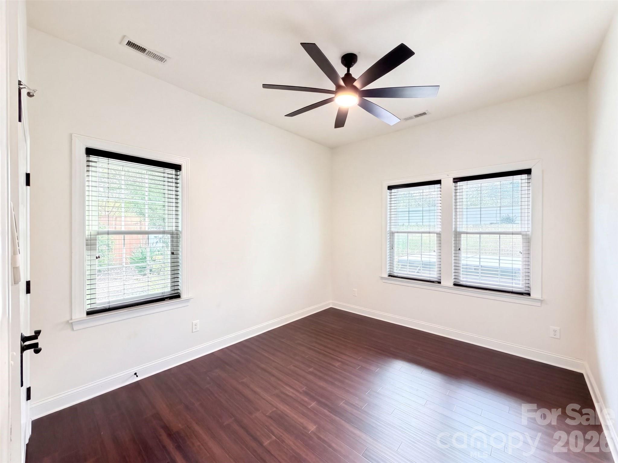 15203 Gathering Court Property Photo 6