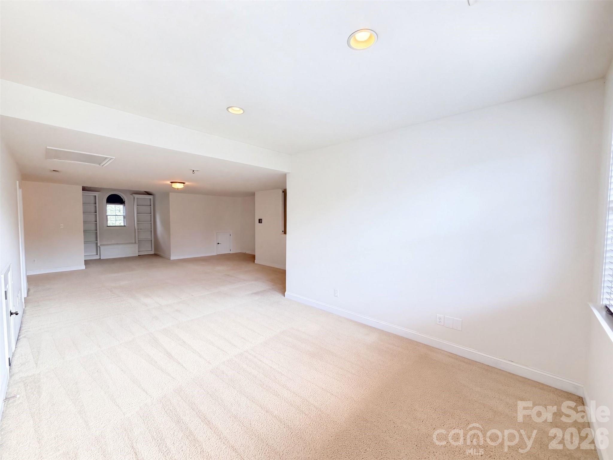 15203 Gathering Court Property Photo 18