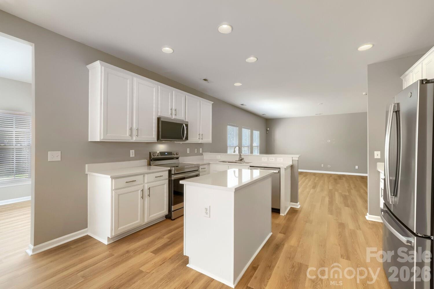 3102 Broad Plum Lane Property Photo 6
