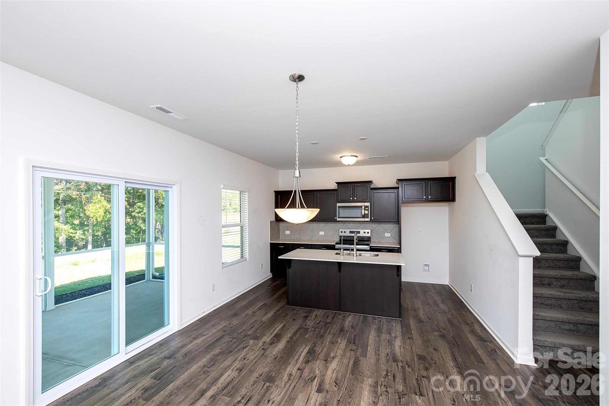 105 Charleston Gray Way Property Photo 8